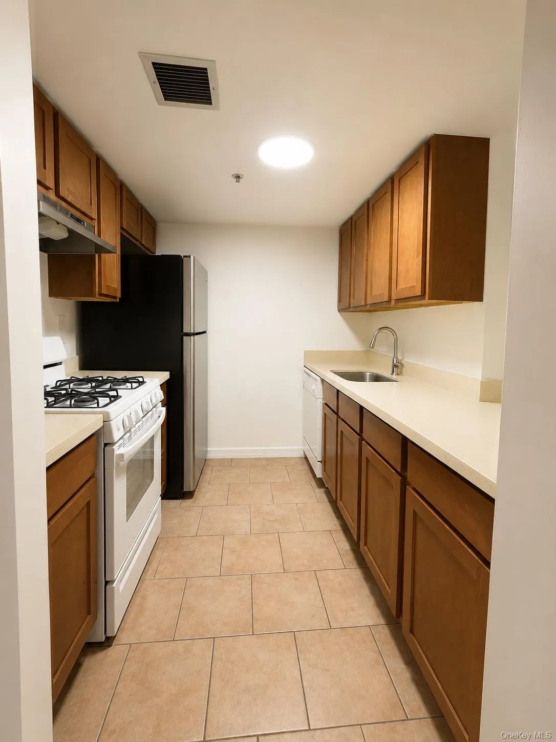 38-11 108th Street, New York, NY, 1 Bedroom Bedrooms, 3 Rooms Rooms,1 BathroomBathrooms,Residential,For Rent,108th,0,1027814 38-11 108th Street, New York, NY, 1 Bedroom Bedrooms, 3 Rooms Rooms,1 BathroomBathrooms,Residential,For Rent,108th,0,1027814