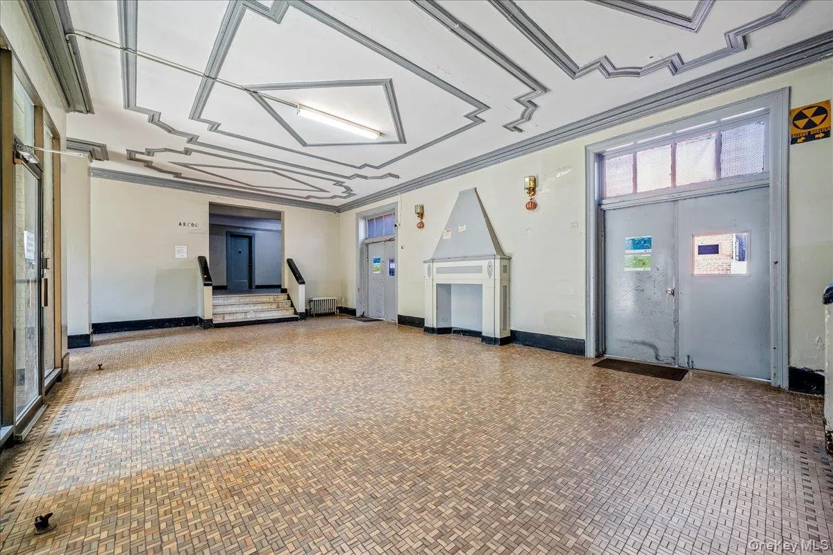 39-82 65th Place, New York, NY, 1 Bedroom Bedrooms, 3 Rooms Rooms,1 BathroomBathrooms,Residential,For Rent,65th Place,0,1027818 39-82 65th Place, New York, NY, 1 Bedroom Bedrooms, 3 Rooms Rooms,1 BathroomBathrooms,Residential,For Rent,65th Place,0,1027818