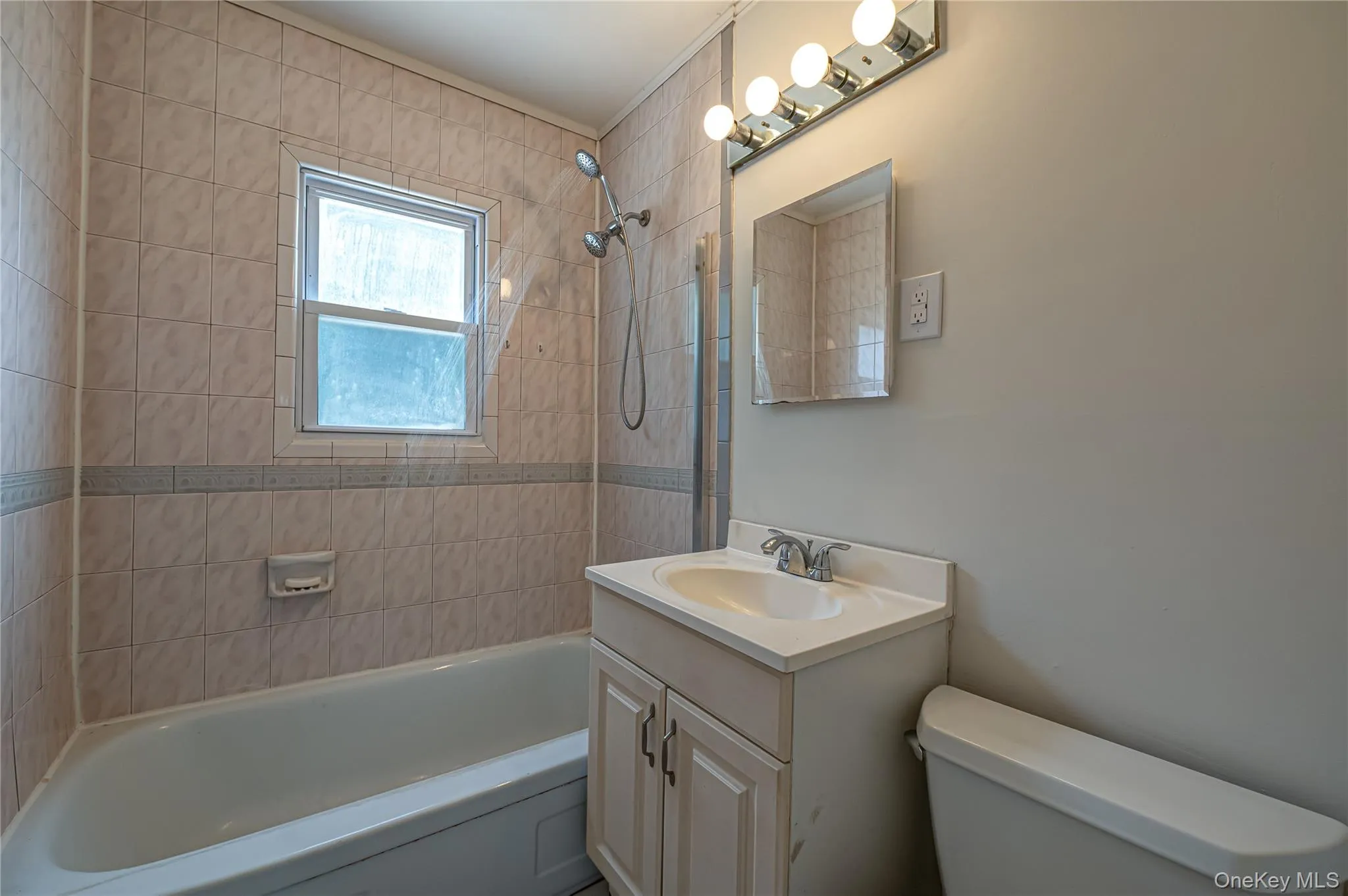 123 Cherubina Lane, Babylon, NY, 2 Bedrooms Bedrooms, 4 Rooms Rooms,1 BathroomBathrooms,Residential,For Rent,Cherubina,0,1027819 123 Cherubina Lane, Babylon, NY, 2 Bedrooms Bedrooms, 4 Rooms Rooms,1 BathroomBathrooms,Residential,For Rent,Cherubina,0,1027819