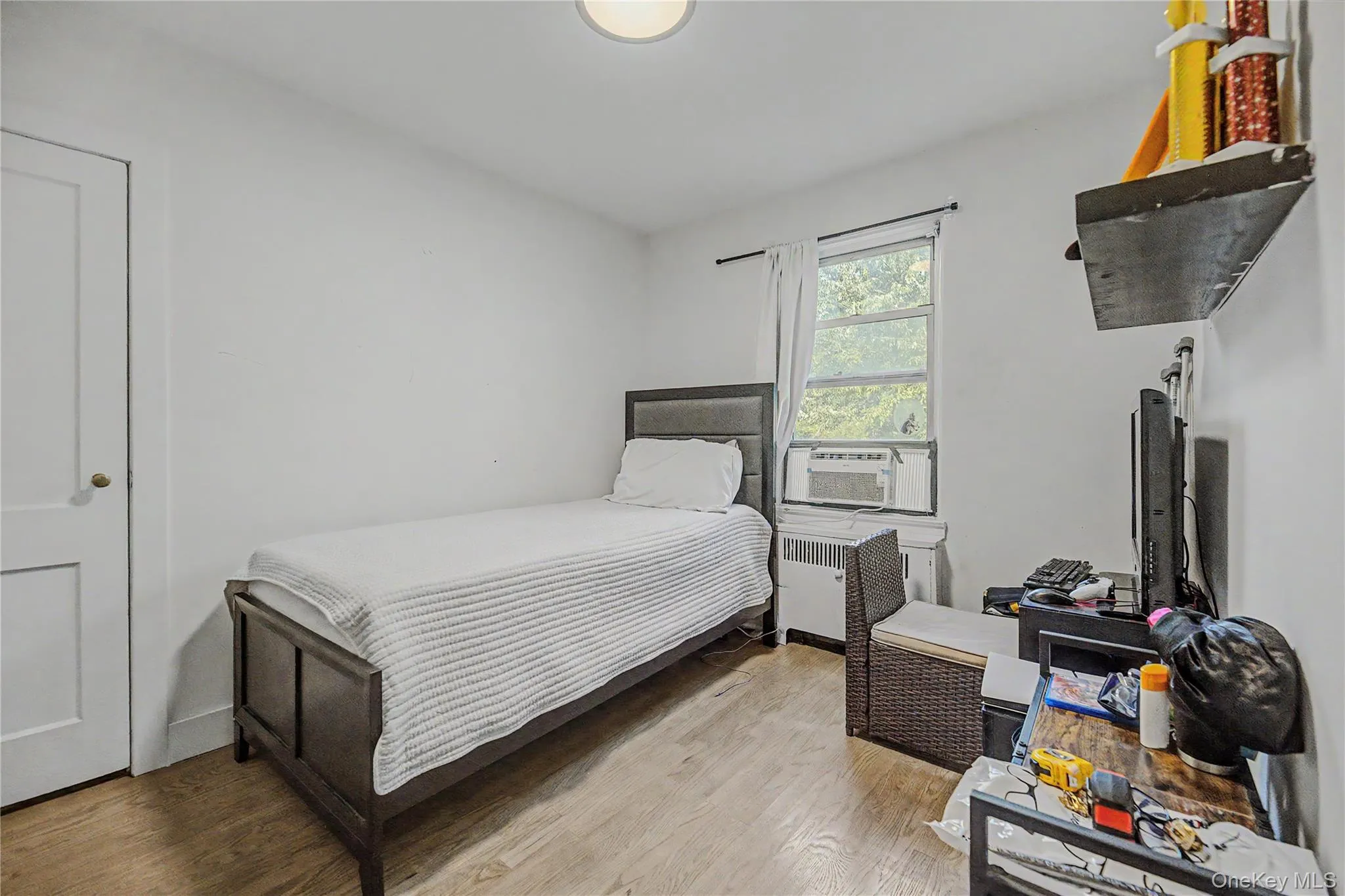 4971 Henry Hudson Parkway, New York, NY, 3 Bedrooms Bedrooms, 8 Rooms Rooms,2 BathroomsBathrooms,Residential,For Rent,Henry Hudson,0,1027822 4971 Henry Hudson Parkway, New York, NY, 3 Bedrooms Bedrooms, 8 Rooms Rooms,2 BathroomsBathrooms,Residential,For Rent,Henry Hudson,0,1027822