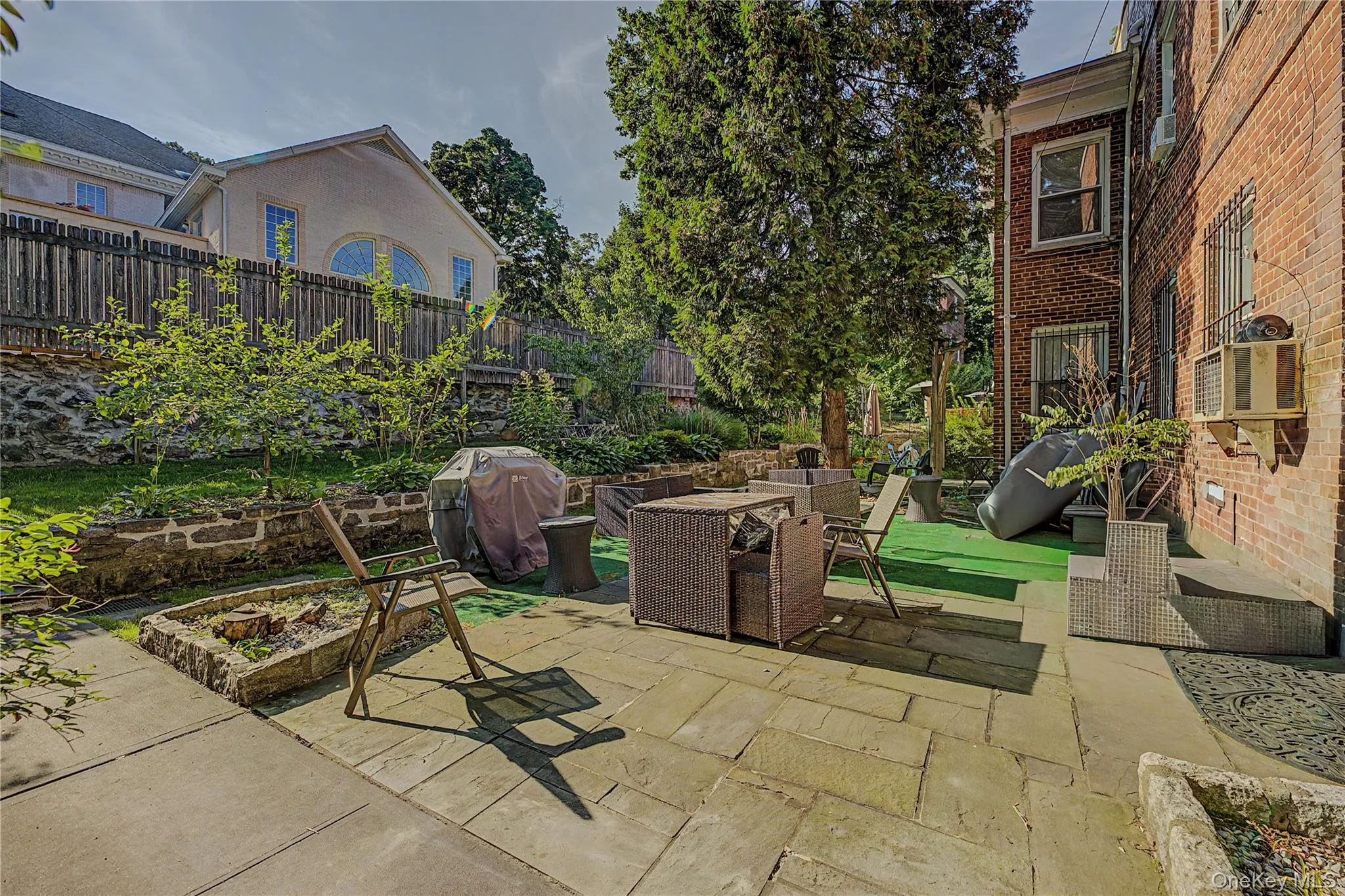 4971 Henry Hudson Parkway, New York, NY, 3 Bedrooms Bedrooms, 8 Rooms Rooms,2 BathroomsBathrooms,Residential,For Rent,Henry Hudson,0,1027822 4971 Henry Hudson Parkway, New York, NY, 3 Bedrooms Bedrooms, 8 Rooms Rooms,2 BathroomsBathrooms,Residential,For Rent,Henry Hudson,0,1027822