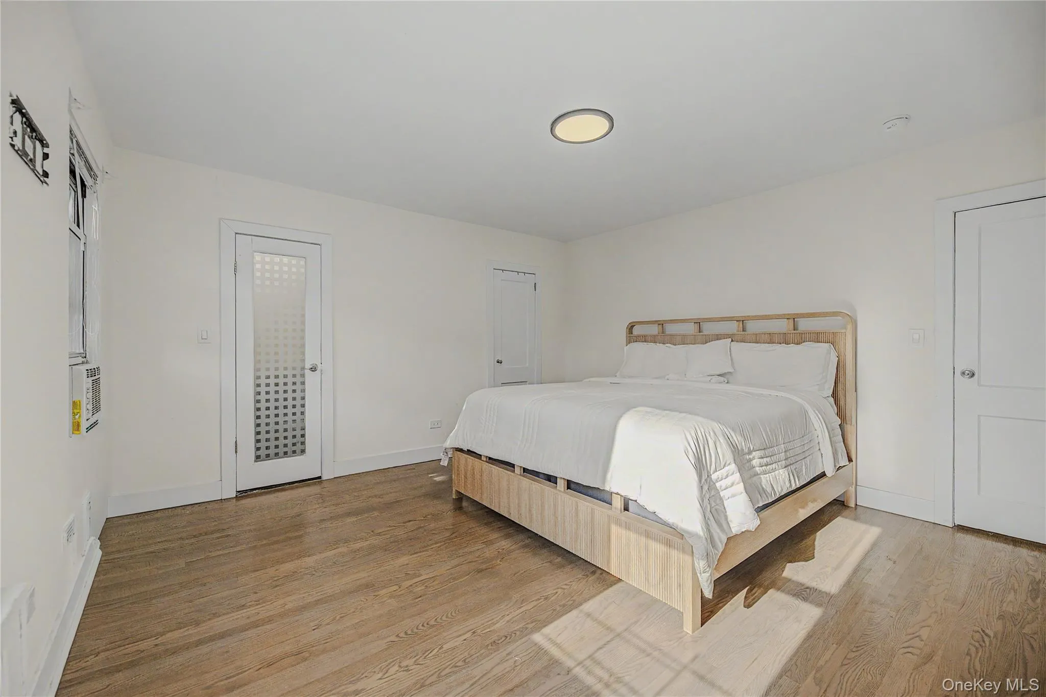 4971 Henry Hudson Parkway, New York, NY, 3 Bedrooms Bedrooms, 8 Rooms Rooms,2 BathroomsBathrooms,Residential,For Rent,Henry Hudson,0,1027822 4971 Henry Hudson Parkway, New York, NY, 3 Bedrooms Bedrooms, 8 Rooms Rooms,2 BathroomsBathrooms,Residential,For Rent,Henry Hudson,0,1027822
