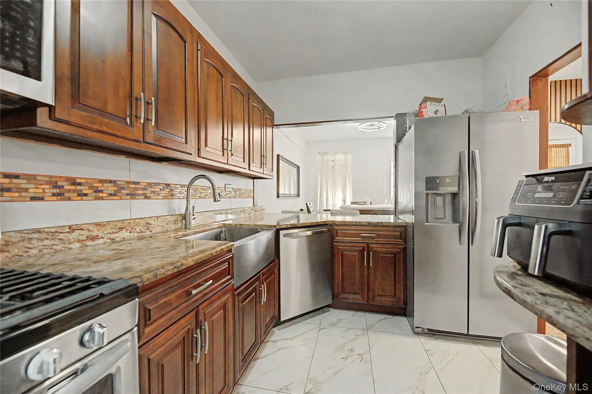 4971 Henry Hudson Parkway, New York, NY, 3 Bedrooms Bedrooms, 8 Rooms Rooms,2 BathroomsBathrooms,Residential,For Rent,Henry Hudson,0,1027822 4971 Henry Hudson Parkway, New York, NY, 3 Bedrooms Bedrooms, 8 Rooms Rooms,2 BathroomsBathrooms,Residential,For Rent,Henry Hudson,0,1027822