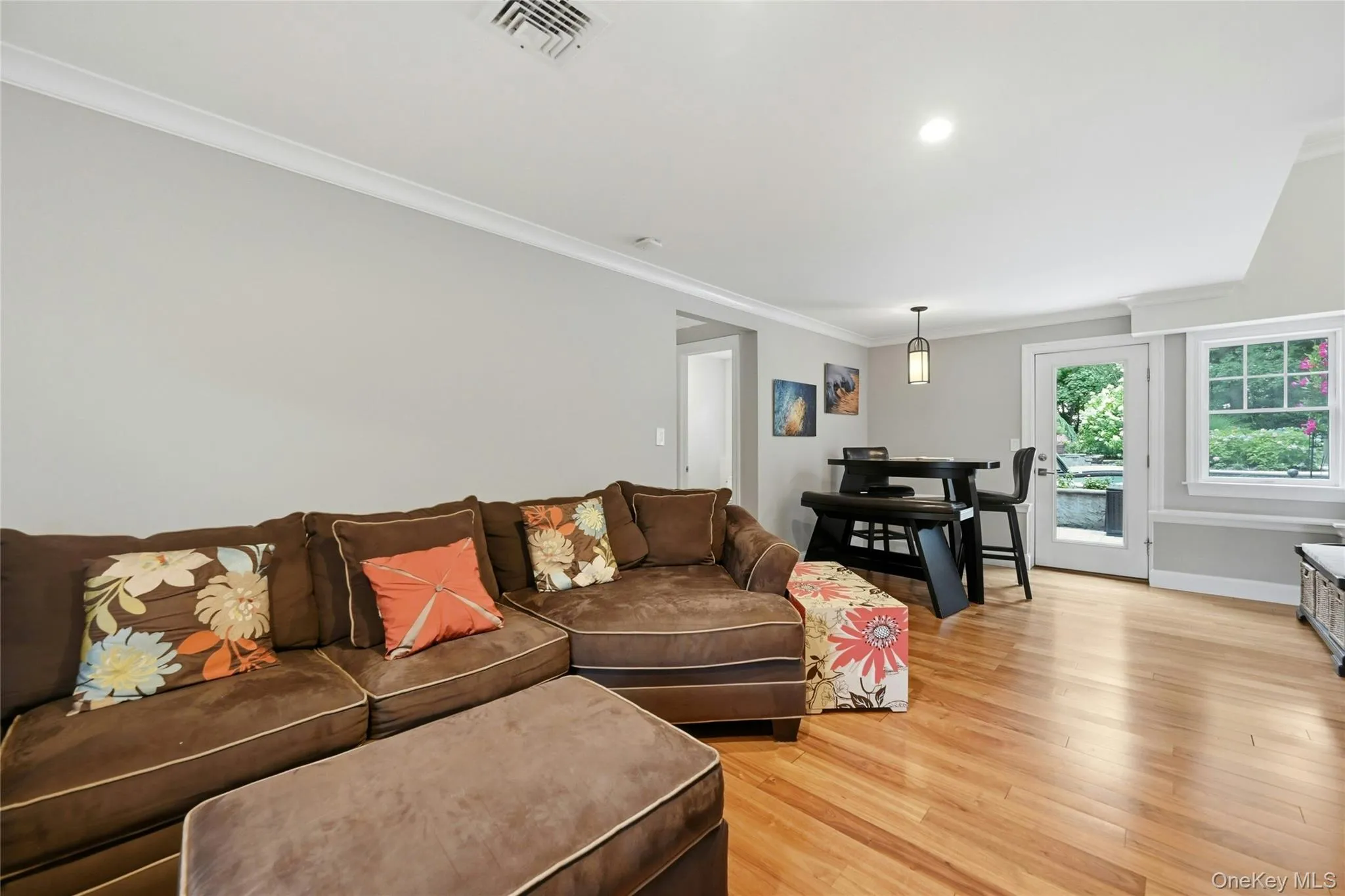 475 Alois Lane, Southold, NY, 4 Bedrooms Bedrooms, 8 Rooms Rooms,3 BathroomsBathrooms,Residential,For Rent,Alois,0,1027823 475 Alois Lane, Southold, NY, 4 Bedrooms Bedrooms, 8 Rooms Rooms,3 BathroomsBathrooms,Residential,For Rent,Alois,0,1027823