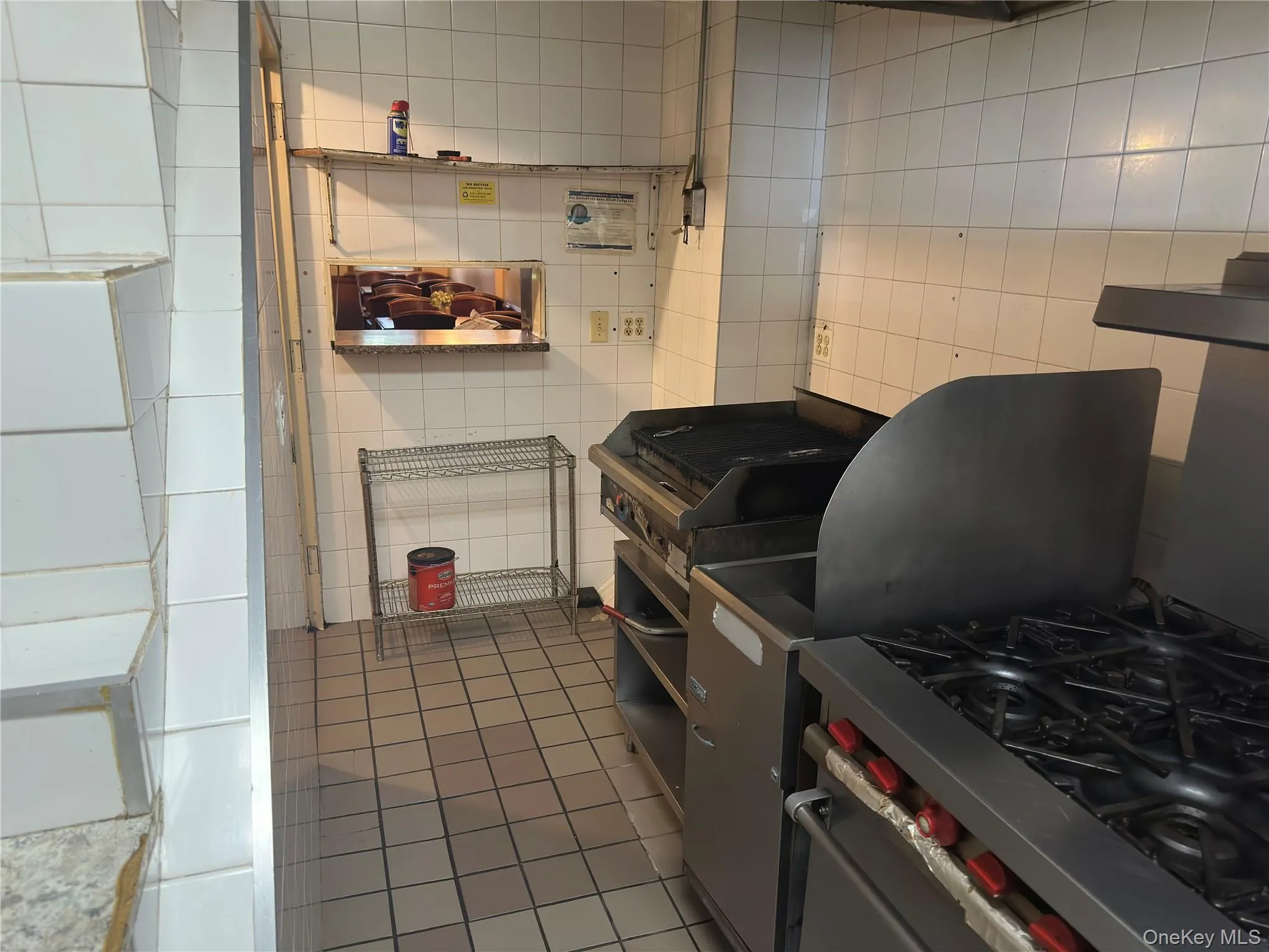 5613 Metropolitan Avenue, New York, NY, ,Commercial Lease,For Rent,Metropolitan,0,1027827 5613 Metropolitan Avenue, New York, NY, ,Commercial Lease,For Rent,Metropolitan,0,1027827