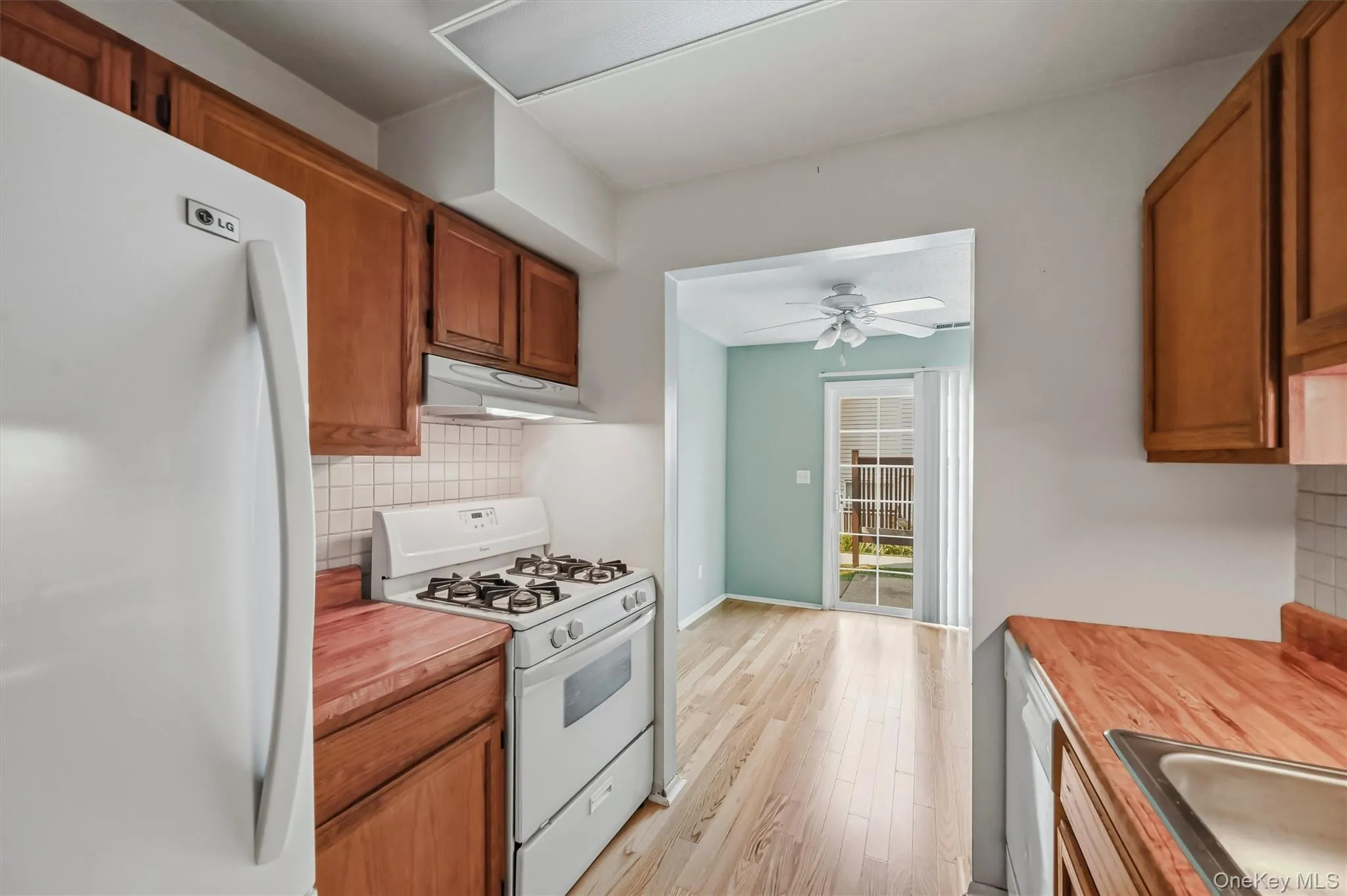 Appliances include the oven/range refrigerator, and dishwasher. Appliances include the oven/range refrigerator, and dishwasher.