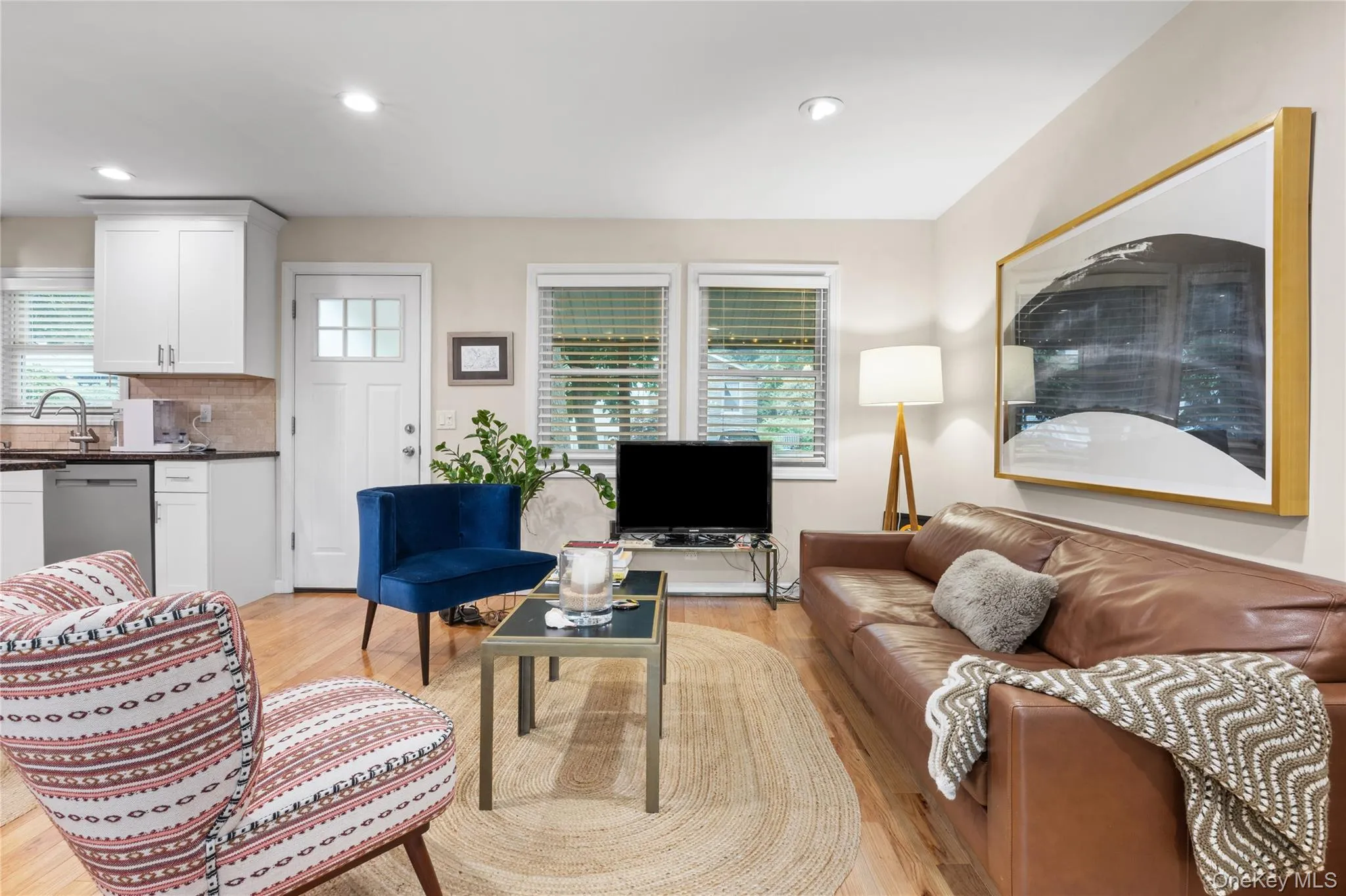 27 Glen Drive, Brookhaven, NY, 2 Bedrooms Bedrooms, 5 Rooms Rooms,1 BathroomBathrooms,Residential,For Rent,Glen,0,1027840 27 Glen Drive, Brookhaven, NY, 2 Bedrooms Bedrooms, 5 Rooms Rooms,1 BathroomBathrooms,Residential,For Rent,Glen,0,1027840