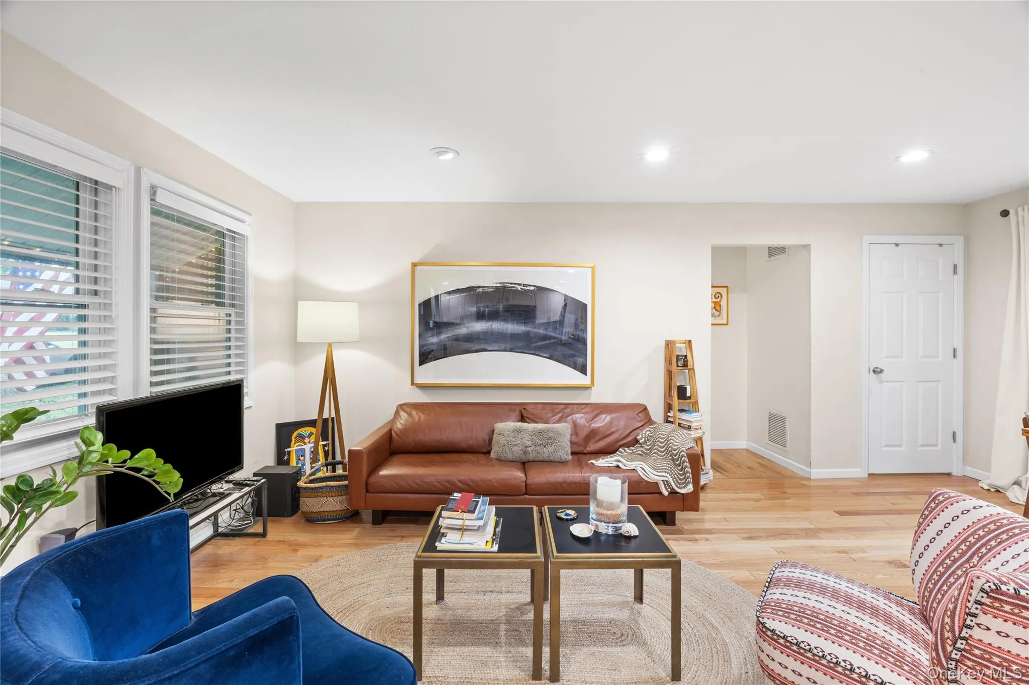 27 Glen Drive, Brookhaven, NY, 2 Bedrooms Bedrooms, 5 Rooms Rooms,1 BathroomBathrooms,Residential,For Rent,Glen,0,1027840 27 Glen Drive, Brookhaven, NY, 2 Bedrooms Bedrooms, 5 Rooms Rooms,1 BathroomBathrooms,Residential,For Rent,Glen,0,1027840