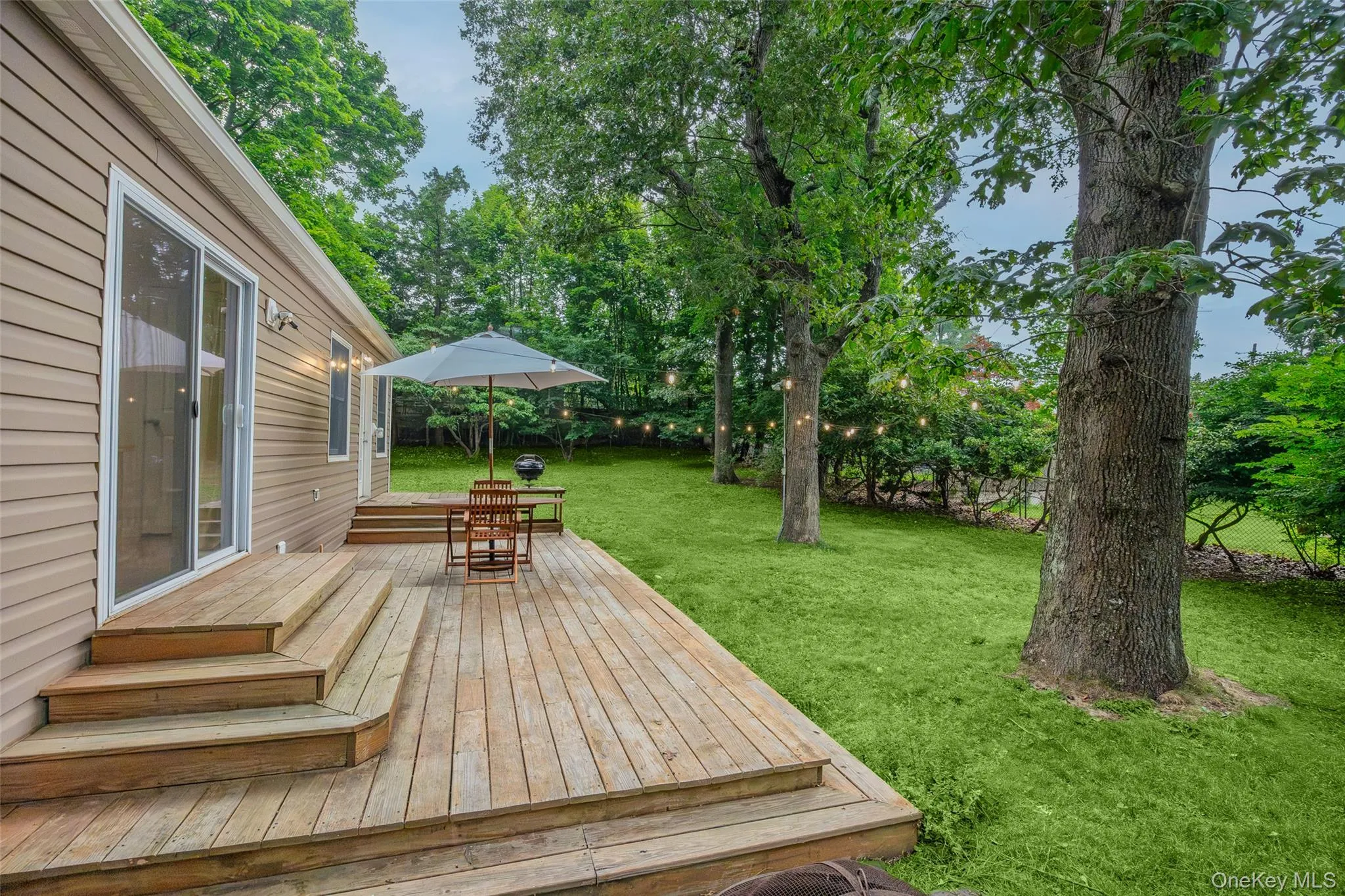 27 Glen Drive, Brookhaven, NY, 2 Bedrooms Bedrooms, 5 Rooms Rooms,1 BathroomBathrooms,Residential,For Rent,Glen,0,1027840 27 Glen Drive, Brookhaven, NY, 2 Bedrooms Bedrooms, 5 Rooms Rooms,1 BathroomBathrooms,Residential,For Rent,Glen,0,1027840