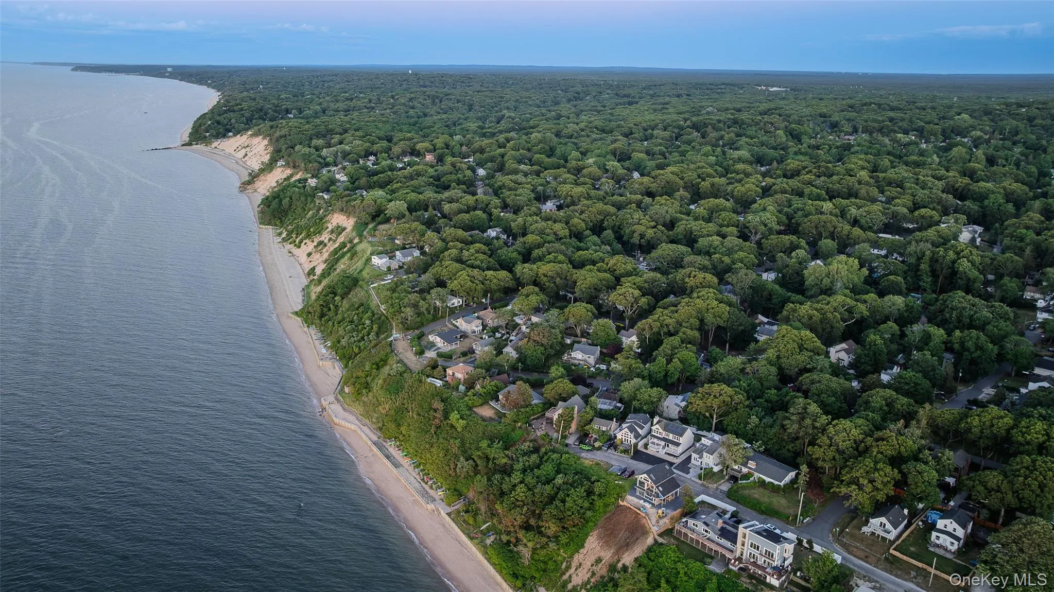 27 Glen Drive, Brookhaven, NY, 2 Bedrooms Bedrooms, 5 Rooms Rooms,1 BathroomBathrooms,Residential,For Rent,Glen,0,1027840 27 Glen Drive, Brookhaven, NY, 2 Bedrooms Bedrooms, 5 Rooms Rooms,1 BathroomBathrooms,Residential,For Rent,Glen,0,1027840