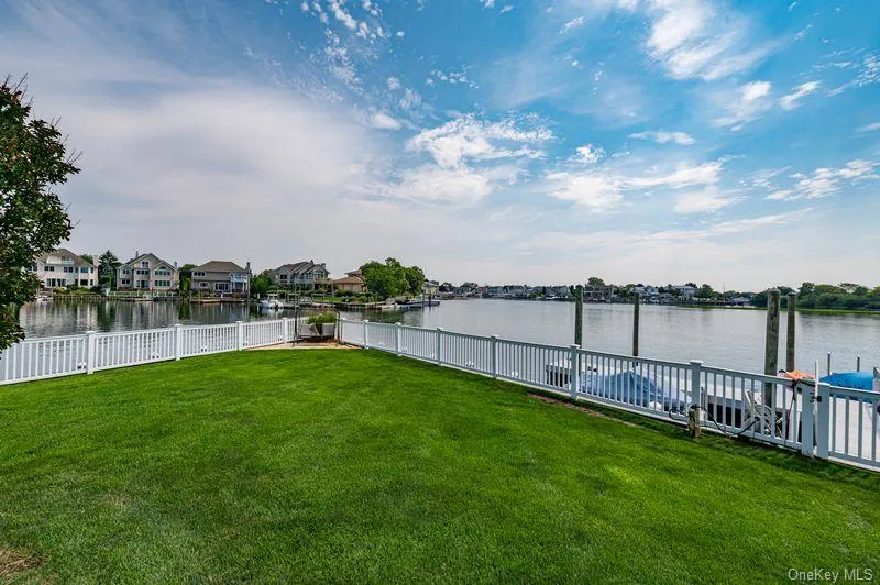 37 Crescent Cove Circle, Hempstead, NY, 6 Bedrooms Bedrooms, 10 Rooms Rooms,5 BathroomsBathrooms,Residential Lease,For Rent,Crescent Cove,0,1027845 37 Crescent Cove Circle, Hempstead, NY, 6 Bedrooms Bedrooms, 10 Rooms Rooms,5 BathroomsBathrooms,Residential Lease,For Rent,Crescent Cove,0,1027845
