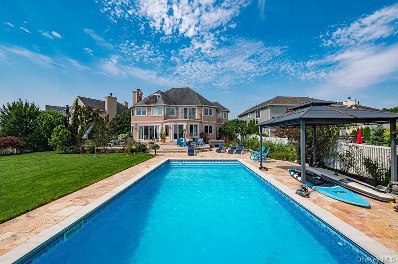 37 Crescent Cove Circle, Hempstead, NY, 6 Bedrooms Bedrooms, 10 Rooms Rooms,5 BathroomsBathrooms,Residential Lease,For Rent,Crescent Cove,0,1027845 37 Crescent Cove Circle, Hempstead, NY, 6 Bedrooms Bedrooms, 10 Rooms Rooms,5 BathroomsBathrooms,Residential Lease,For Rent,Crescent Cove,0,1027845