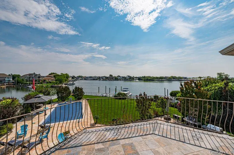 37 Crescent Cove Circle, Hempstead, NY, 6 Bedrooms Bedrooms, 10 Rooms Rooms,5 BathroomsBathrooms,Residential Lease,For Rent,Crescent Cove,0,1027845 37 Crescent Cove Circle, Hempstead, NY, 6 Bedrooms Bedrooms, 10 Rooms Rooms,5 BathroomsBathrooms,Residential Lease,For Rent,Crescent Cove,0,1027845