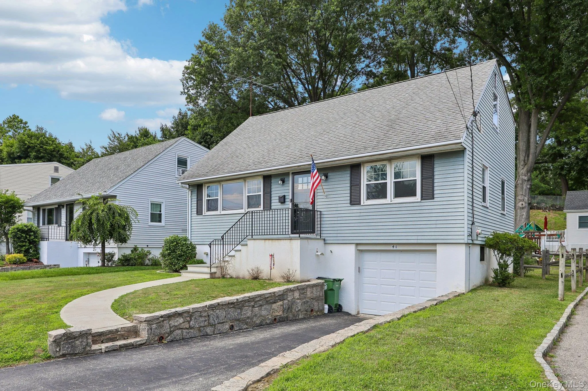 41 Sheldon Avenue, Greenburgh, NY, 4 Bedrooms Bedrooms, 6 Rooms Rooms,2 BathroomsBathrooms,Residential Lease,For Rent,Sheldon,0,1027847 41 Sheldon Avenue, Greenburgh, NY, 4 Bedrooms Bedrooms, 6 Rooms Rooms,2 BathroomsBathrooms,Residential Lease,For Rent,Sheldon,0,1027847