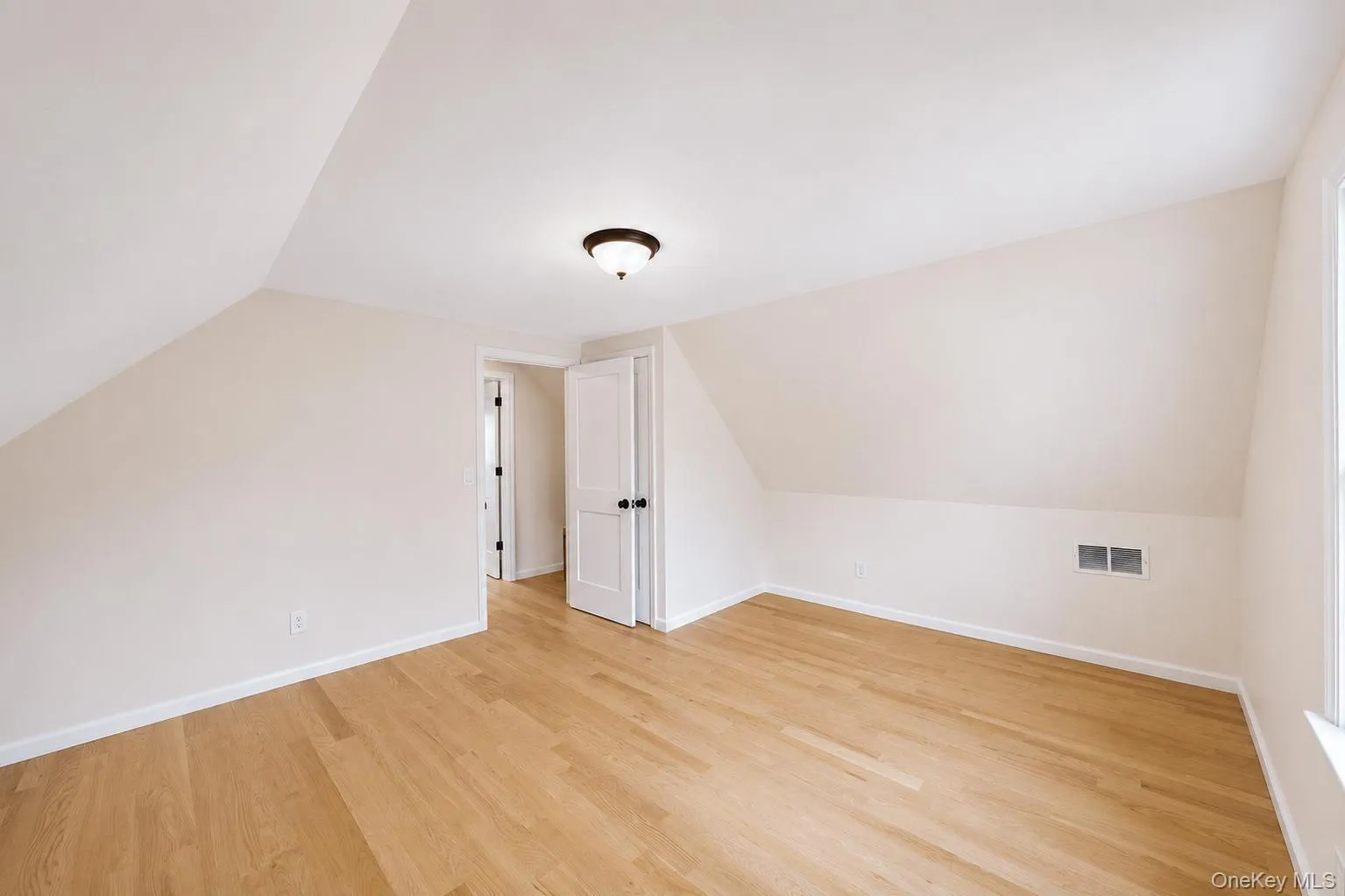 15 Irving Johnson Street, Huntington, NY, 3 Bedrooms Bedrooms, 6 Rooms Rooms,1 BathroomBathrooms,Residential,For Rent,Irving Johnson,0,1027848 15 Irving Johnson Street, Huntington, NY, 3 Bedrooms Bedrooms, 6 Rooms Rooms,1 BathroomBathrooms,Residential,For Rent,Irving Johnson,0,1027848