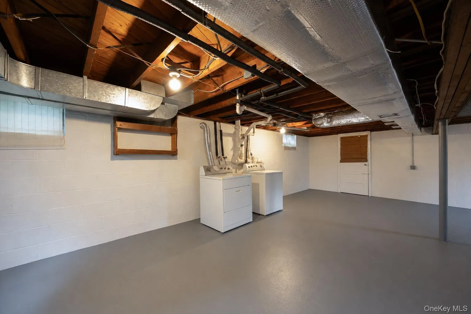 15 Irving Johnson Street, Huntington, NY, 3 Bedrooms Bedrooms, 6 Rooms Rooms,1 BathroomBathrooms,Residential,For Rent,Irving Johnson,0,1027848 15 Irving Johnson Street, Huntington, NY, 3 Bedrooms Bedrooms, 6 Rooms Rooms,1 BathroomBathrooms,Residential,For Rent,Irving Johnson,0,1027848