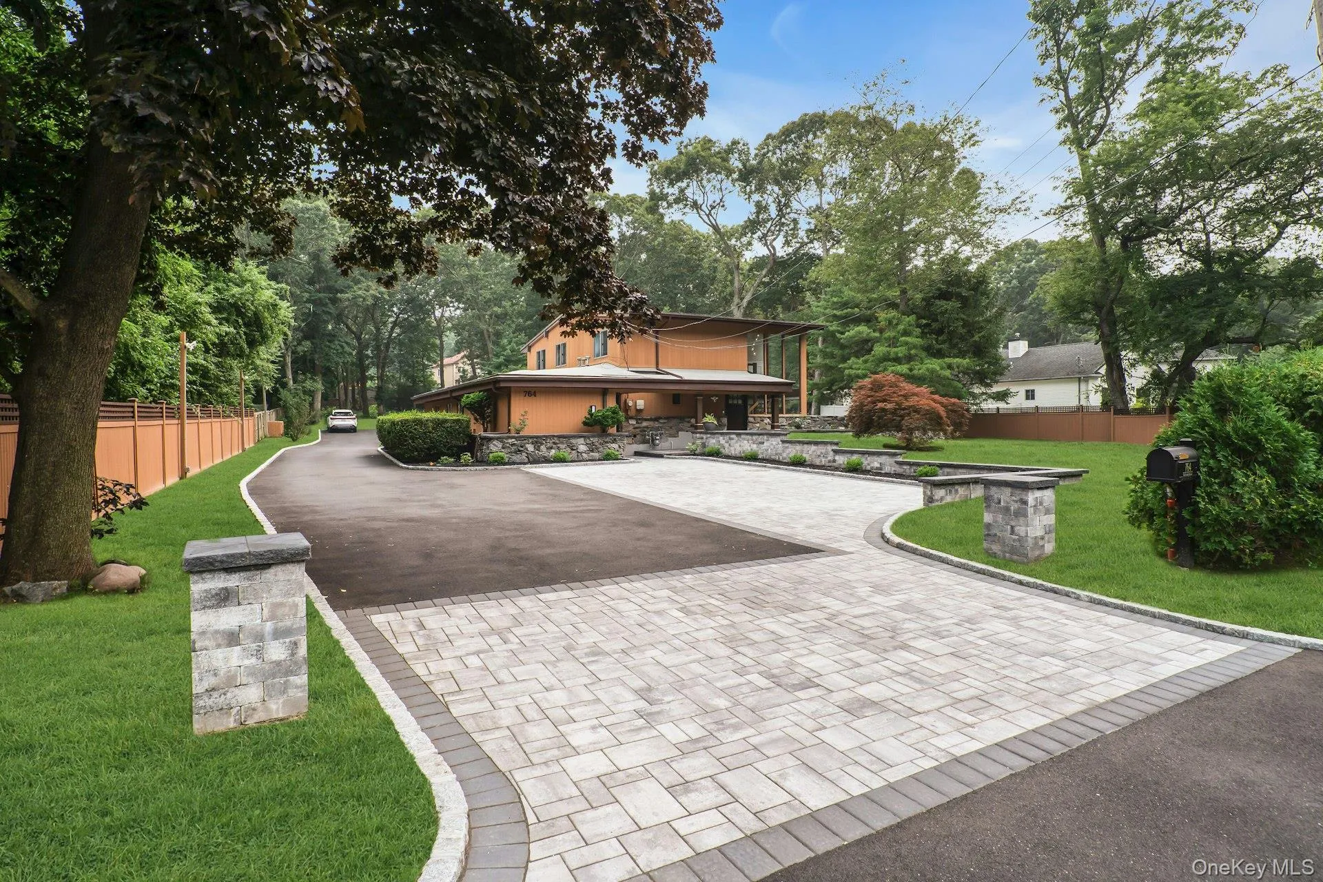 Over an acre of professionally landscaped propery. Over an acre of professionally landscaped propery.