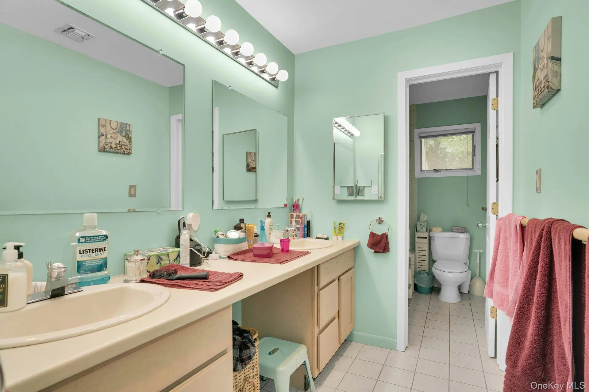Apartment bathroom. Apartment bathroom.