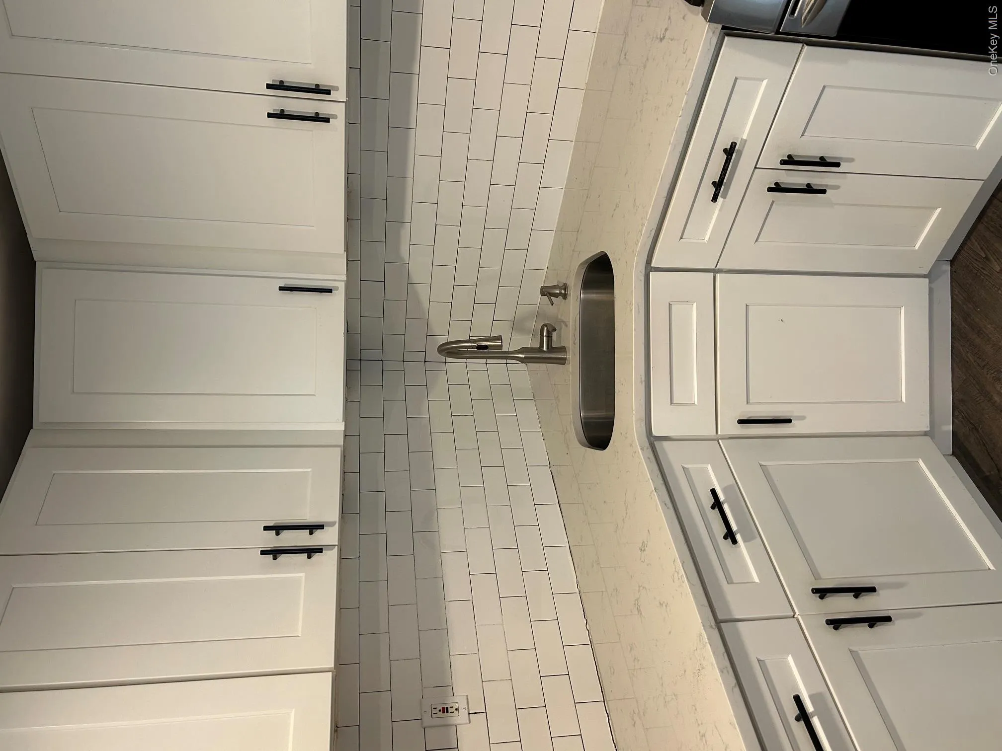 180 Adirondack Drive, Brookhaven, NY, 4 Bedrooms Bedrooms, 7 Rooms Rooms,1 BathroomBathrooms,Residential,For Rent,Adirondack,0,1027859 180 Adirondack Drive, Brookhaven, NY, 4 Bedrooms Bedrooms, 7 Rooms Rooms,1 BathroomBathrooms,Residential,For Rent,Adirondack,0,1027859