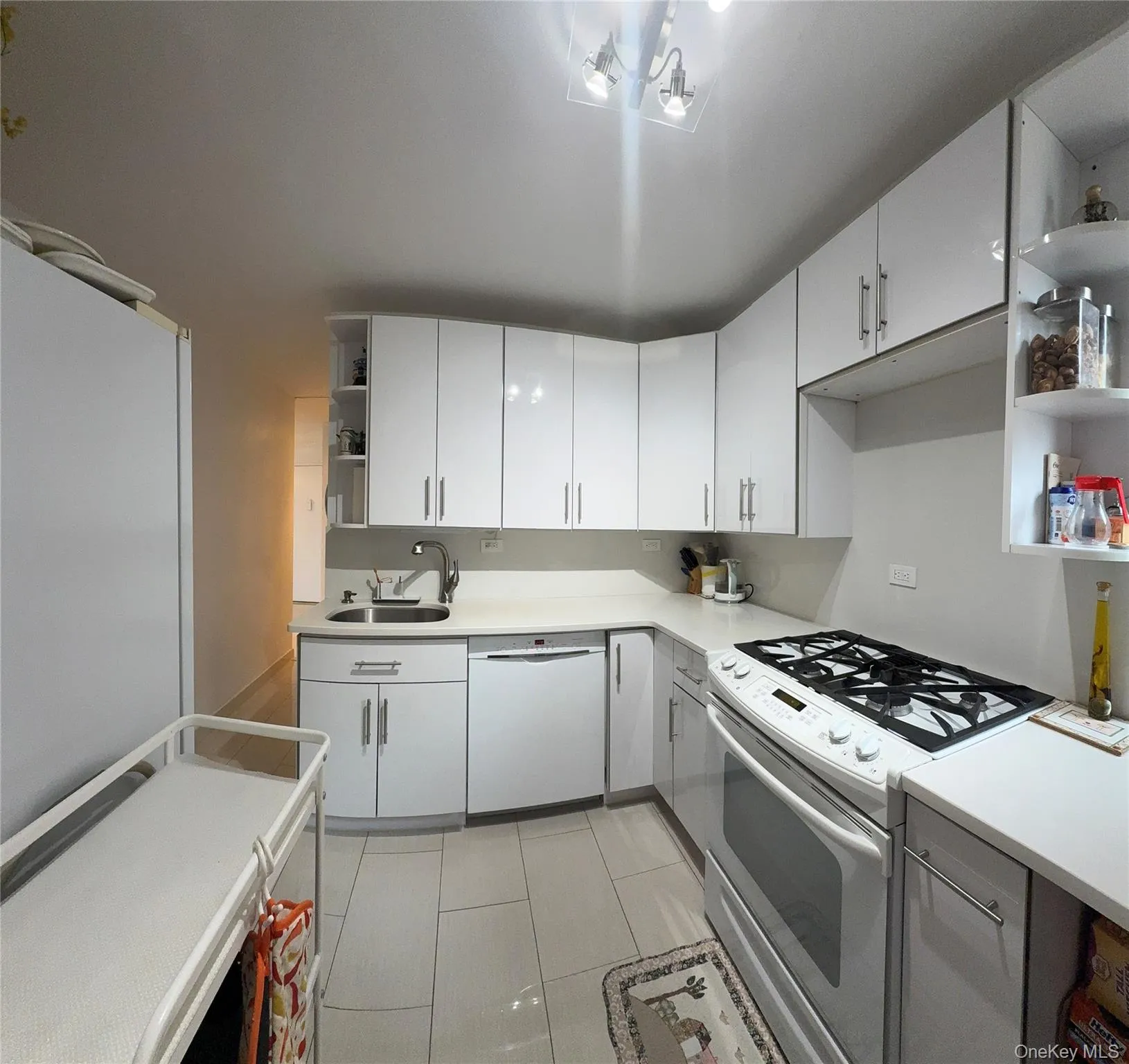 61-20 Grand Central Parkway, New York, NY, 2 Bedrooms Bedrooms, 4 Rooms Rooms,1 BathroomBathrooms,Residential,For Rent,Grand Central,0,1027862 61-20 Grand Central Parkway, New York, NY, 2 Bedrooms Bedrooms, 4 Rooms Rooms,1 BathroomBathrooms,Residential,For Rent,Grand Central,0,1027862