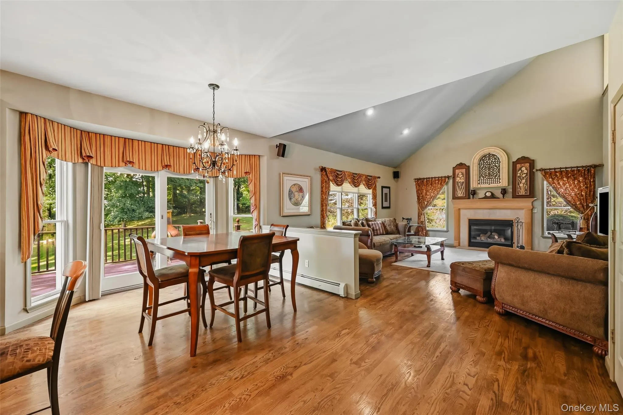 48 Greenwich Avenue, Woodbury, NY, 4 Bedrooms Bedrooms, 12 Rooms Rooms,2 BathroomsBathrooms,Residential,For Rent,Greenwich,0,1027864 48 Greenwich Avenue, Woodbury, NY, 4 Bedrooms Bedrooms, 12 Rooms Rooms,2 BathroomsBathrooms,Residential,For Rent,Greenwich,0,1027864