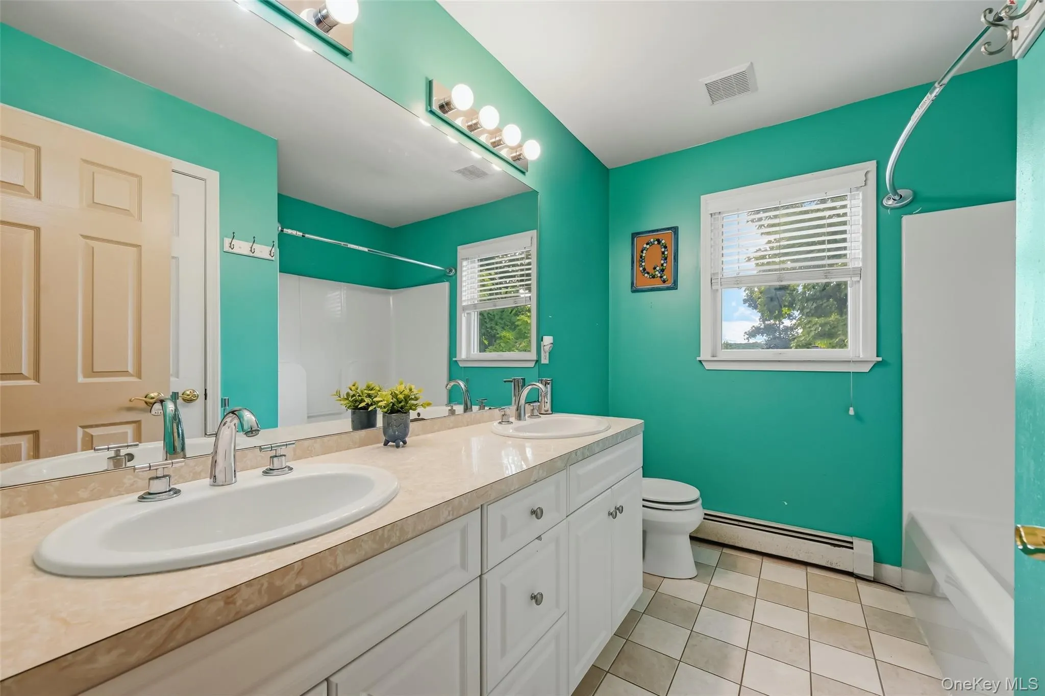 48 Greenwich Avenue, Woodbury, NY, 4 Bedrooms Bedrooms, 12 Rooms Rooms,2 BathroomsBathrooms,Residential,For Rent,Greenwich,0,1027864 48 Greenwich Avenue, Woodbury, NY, 4 Bedrooms Bedrooms, 12 Rooms Rooms,2 BathroomsBathrooms,Residential,For Rent,Greenwich,0,1027864