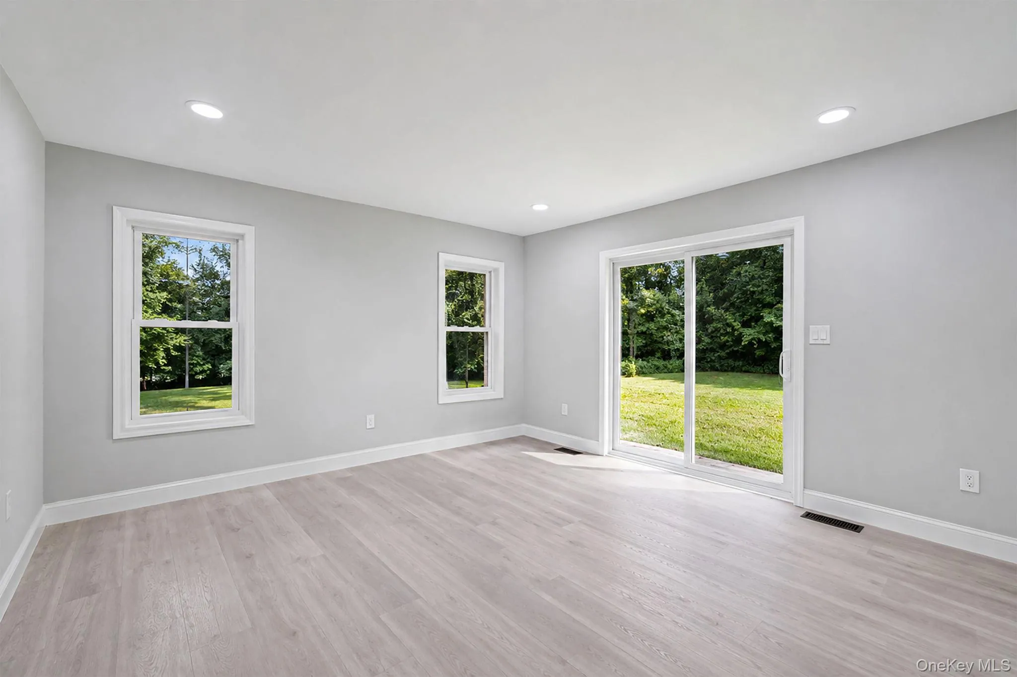 3 Cozine Road, Brookhaven, NY, 3 Bedrooms Bedrooms, 10 Rooms Rooms,2 BathroomsBathrooms,Residential,For Rent,Cozine,0,1027865 3 Cozine Road, Brookhaven, NY, 3 Bedrooms Bedrooms, 10 Rooms Rooms,2 BathroomsBathrooms,Residential,For Rent,Cozine,0,1027865