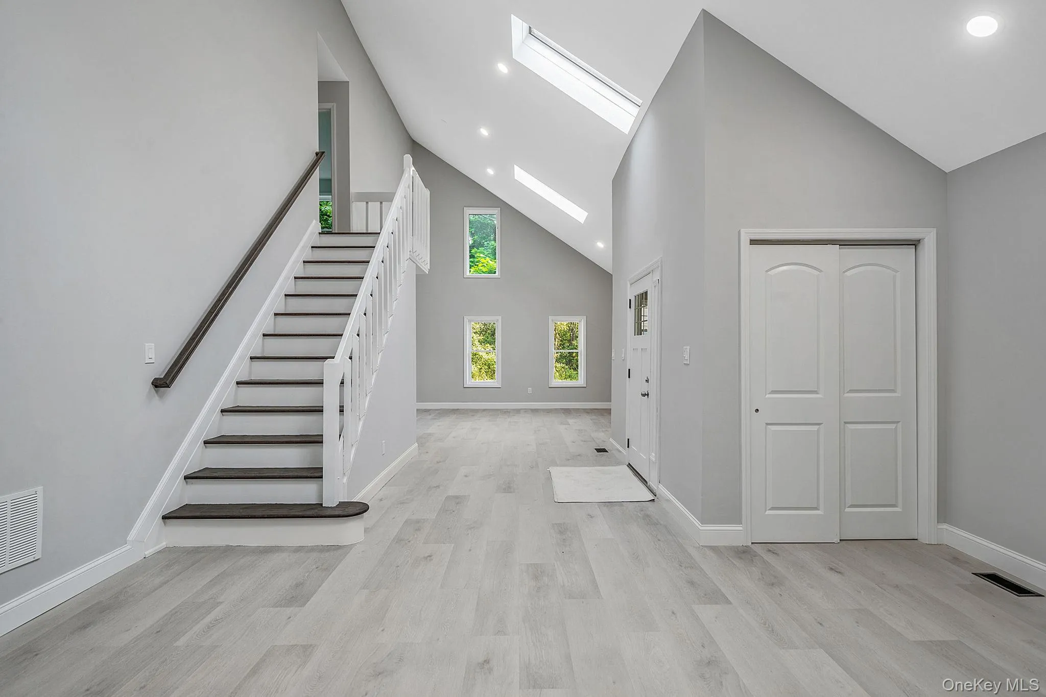 3 Cozine Road, Brookhaven, NY, 3 Bedrooms Bedrooms, 10 Rooms Rooms,2 BathroomsBathrooms,Residential,For Rent,Cozine,0,1027865 3 Cozine Road, Brookhaven, NY, 3 Bedrooms Bedrooms, 10 Rooms Rooms,2 BathroomsBathrooms,Residential,For Rent,Cozine,0,1027865