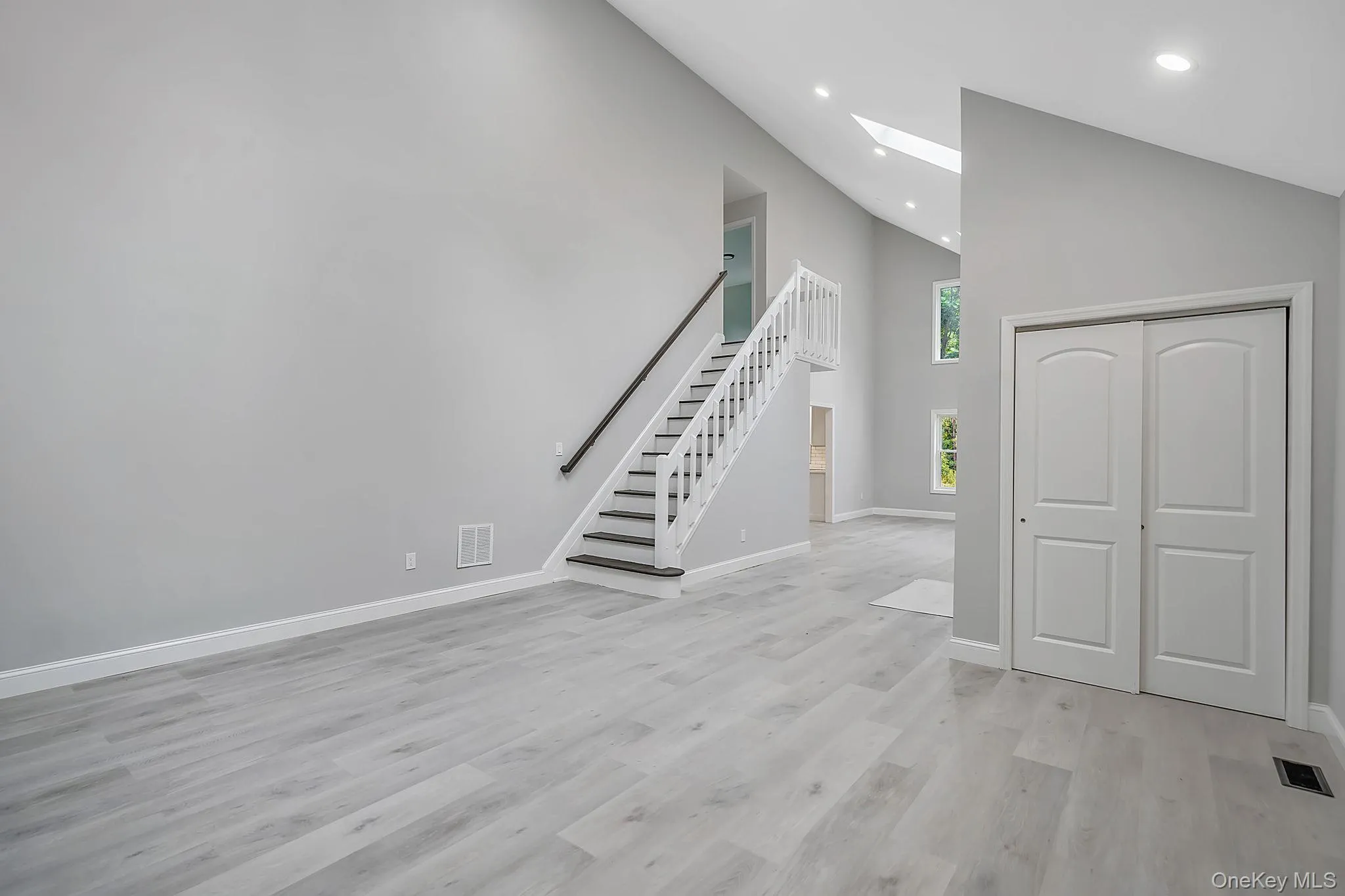 3 Cozine Road, Brookhaven, NY, 3 Bedrooms Bedrooms, 10 Rooms Rooms,2 BathroomsBathrooms,Residential,For Rent,Cozine,0,1027865 3 Cozine Road, Brookhaven, NY, 3 Bedrooms Bedrooms, 10 Rooms Rooms,2 BathroomsBathrooms,Residential,For Rent,Cozine,0,1027865