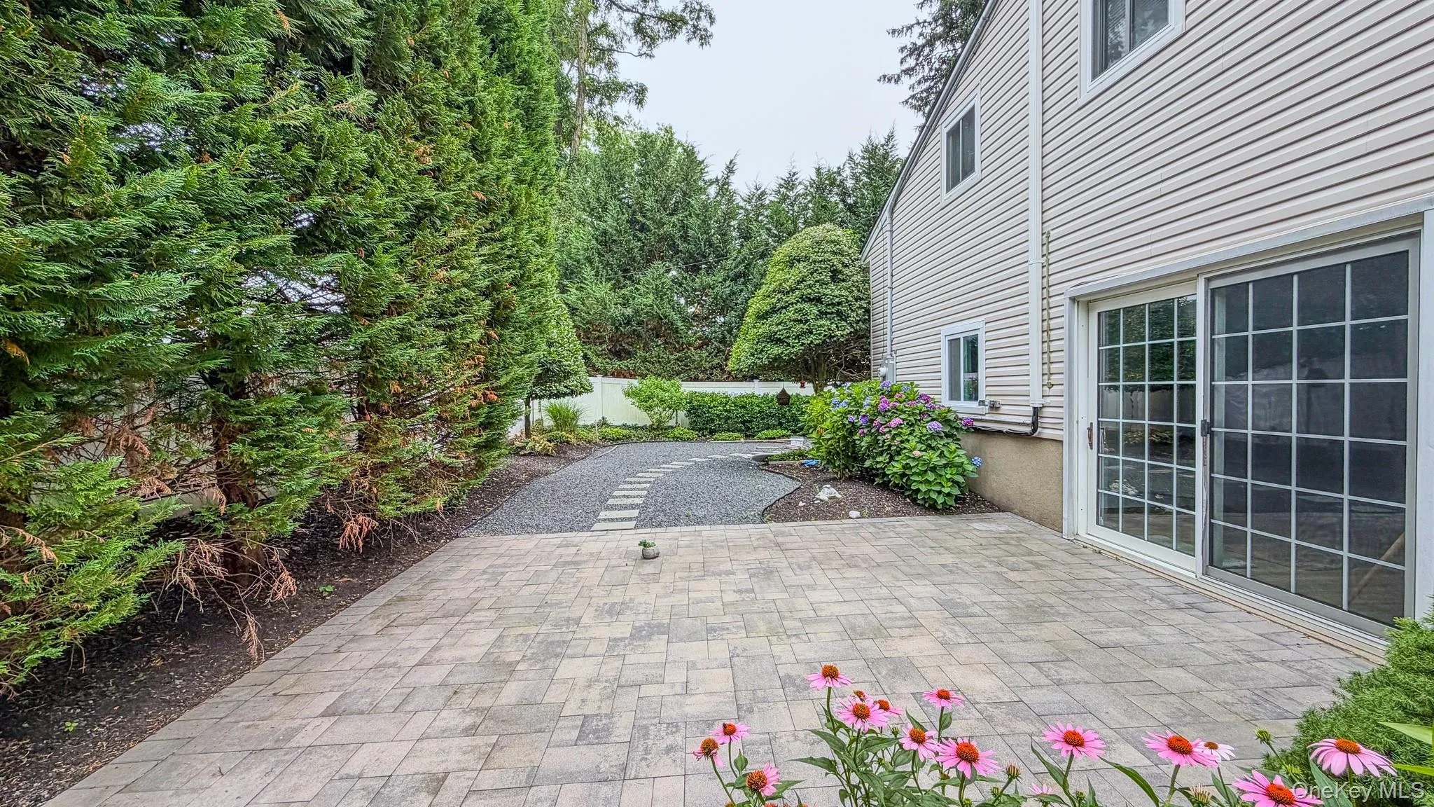 16 Brookside Drive, Huntington, NY, 4 Bedrooms Bedrooms, 8 Rooms Rooms,2 BathroomsBathrooms,Residential Lease,For Rent,Brookside,0,1027867 16 Brookside Drive, Huntington, NY, 4 Bedrooms Bedrooms, 8 Rooms Rooms,2 BathroomsBathrooms,Residential Lease,For Rent,Brookside,0,1027867