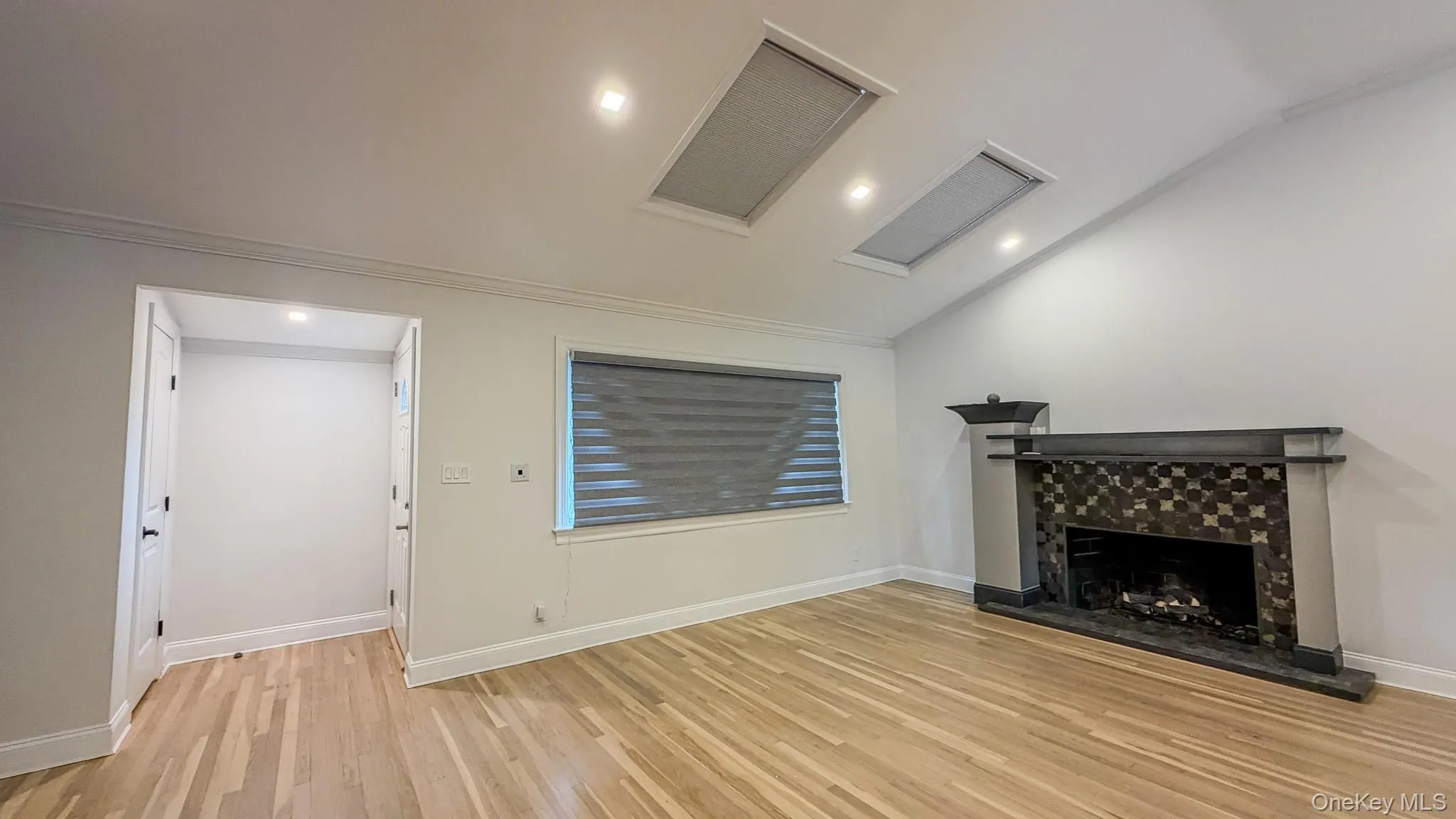 16 Brookside Drive, Huntington, NY, 4 Bedrooms Bedrooms, 8 Rooms Rooms,2 BathroomsBathrooms,Residential Lease,For Rent,Brookside,0,1027867 16 Brookside Drive, Huntington, NY, 4 Bedrooms Bedrooms, 8 Rooms Rooms,2 BathroomsBathrooms,Residential Lease,For Rent,Brookside,0,1027867