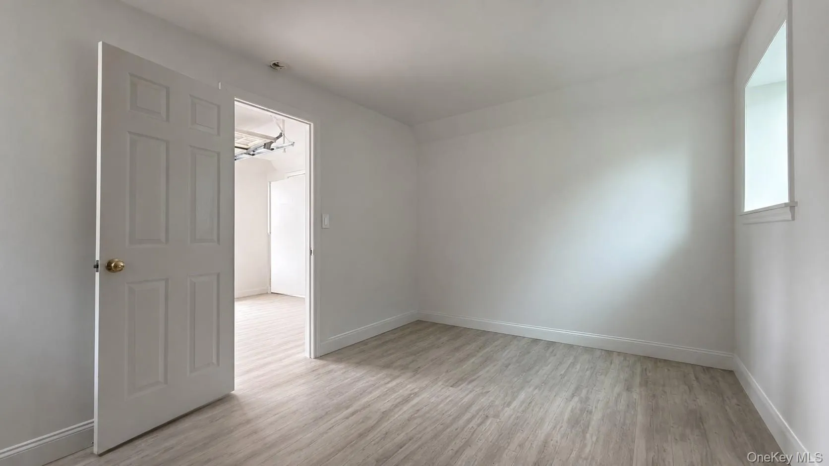16 Brookside Drive, Huntington, NY, 4 Bedrooms Bedrooms, 8 Rooms Rooms,2 BathroomsBathrooms,Residential Lease,For Rent,Brookside,0,1027867 16 Brookside Drive, Huntington, NY, 4 Bedrooms Bedrooms, 8 Rooms Rooms,2 BathroomsBathrooms,Residential Lease,For Rent,Brookside,0,1027867