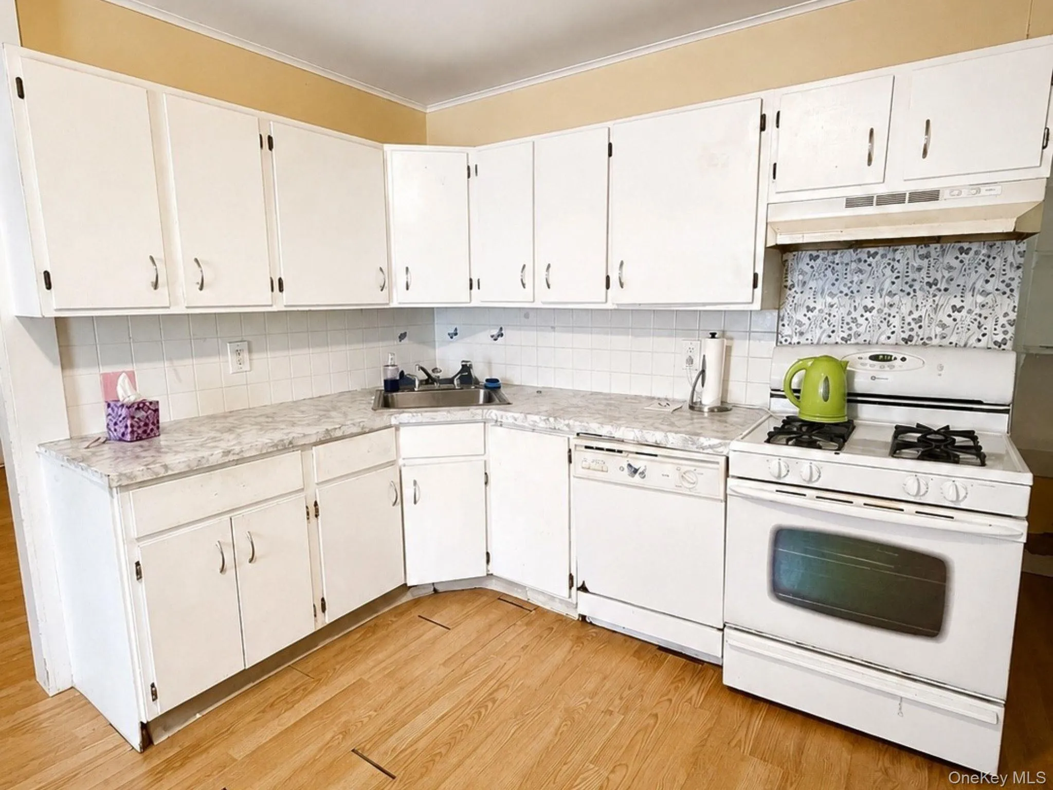 11 Wickham Drive, Warwick (town), NY, 3 Bedrooms Bedrooms, 6 Rooms Rooms,1 BathroomBathrooms,Residential,For Rent,Wickham,0,1027868 11 Wickham Drive, Warwick (town), NY, 3 Bedrooms Bedrooms, 6 Rooms Rooms,1 BathroomBathrooms,Residential,For Rent,Wickham,0,1027868