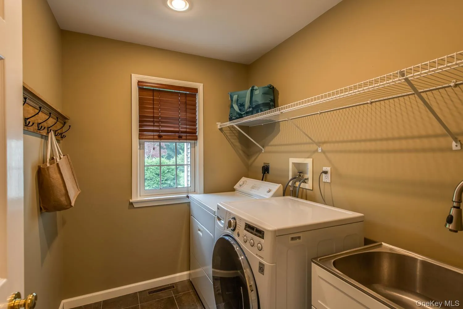 100 Rockledge Drive, La Grange, NY, 4 Bedrooms Bedrooms, 12 Rooms Rooms,2 BathroomsBathrooms,Residential,For Rent,Rockledge,0,1027869 100 Rockledge Drive, La Grange, NY, 4 Bedrooms Bedrooms, 12 Rooms Rooms,2 BathroomsBathrooms,Residential,For Rent,Rockledge,0,1027869