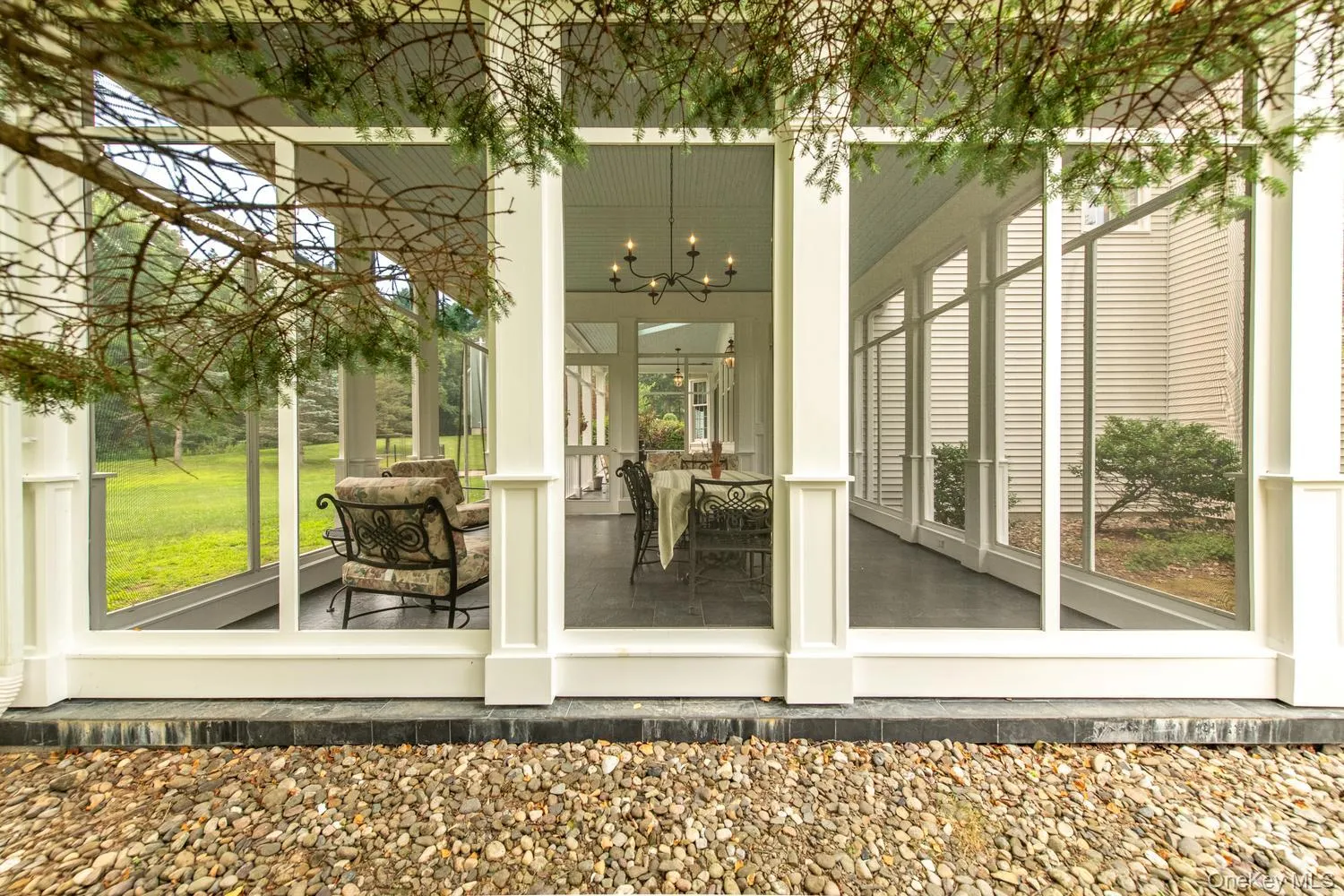 Screened in Porch Screened in Porch