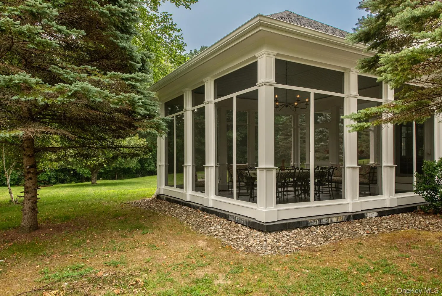 Screened in Porch Screened in Porch