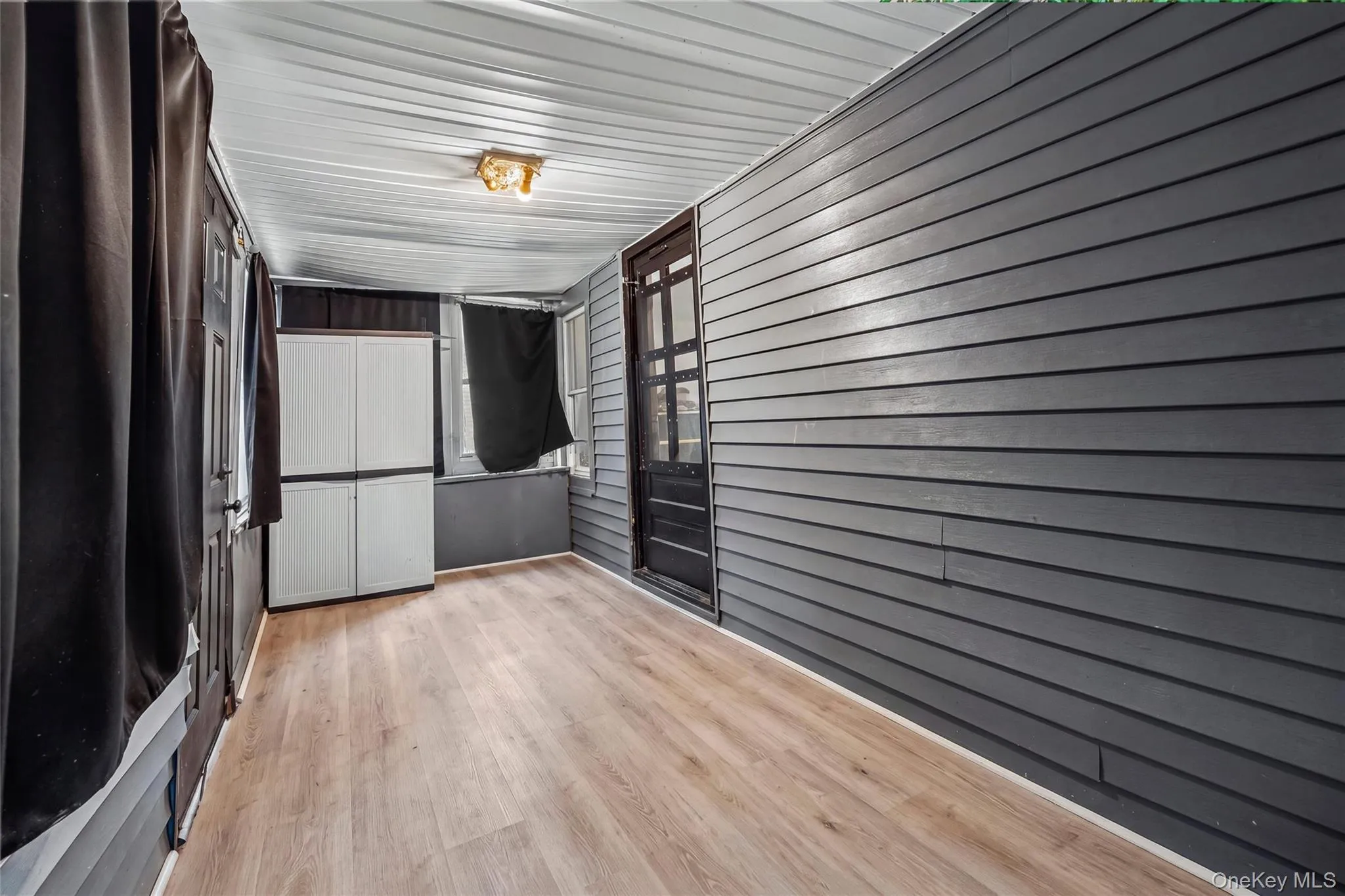 30 Glenwood Avenue, Poughkeepsie, NY, 3 Bedrooms Bedrooms, 5 Rooms Rooms,2 BathroomsBathrooms,Residential,For Rent,Glenwood,0,1027873 30 Glenwood Avenue, Poughkeepsie, NY, 3 Bedrooms Bedrooms, 5 Rooms Rooms,2 BathroomsBathrooms,Residential,For Rent,Glenwood,0,1027873