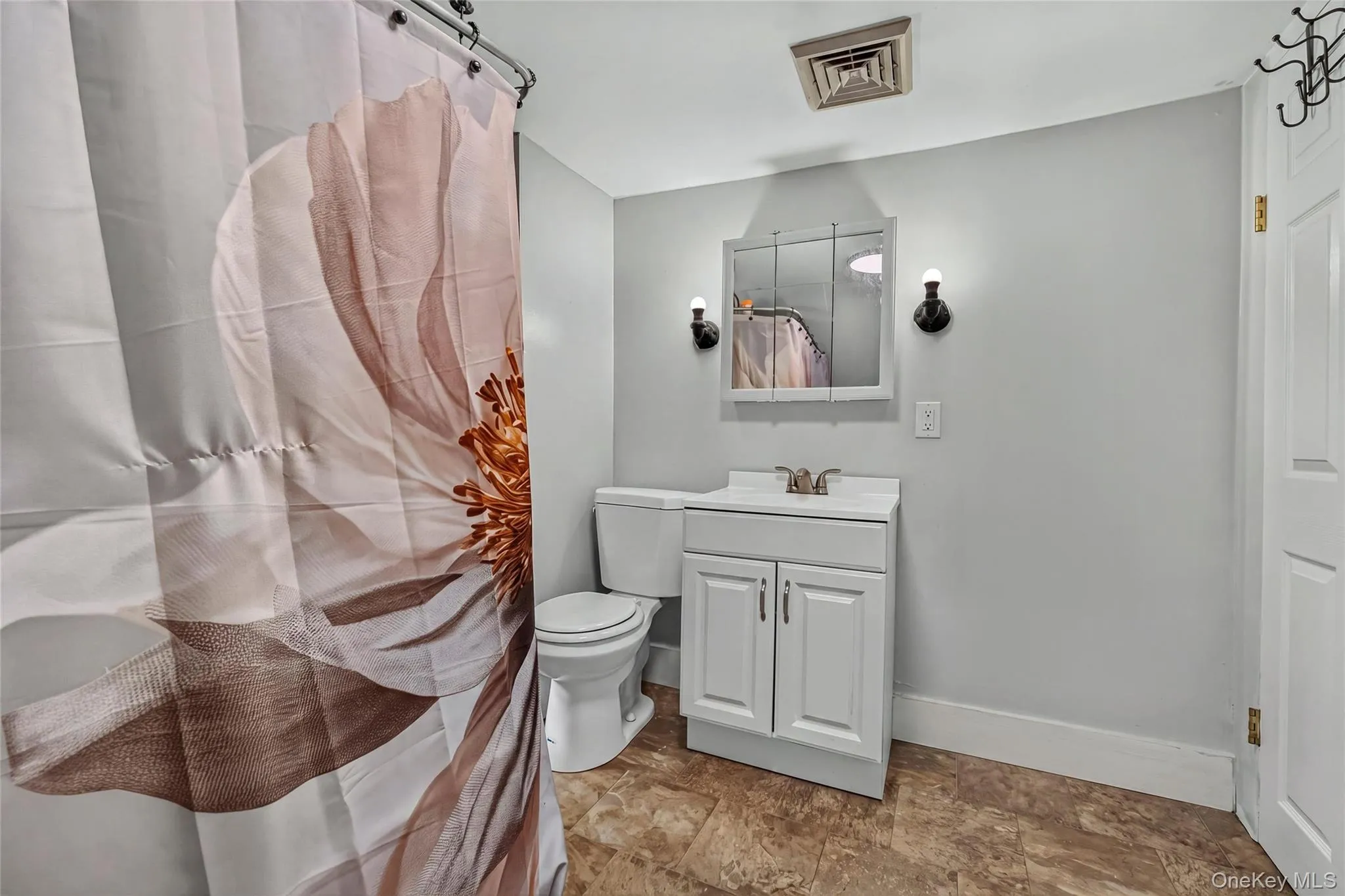 30 Glenwood Avenue, Poughkeepsie, NY, 3 Bedrooms Bedrooms, 5 Rooms Rooms,2 BathroomsBathrooms,Residential,For Rent,Glenwood,0,1027873 30 Glenwood Avenue, Poughkeepsie, NY, 3 Bedrooms Bedrooms, 5 Rooms Rooms,2 BathroomsBathrooms,Residential,For Rent,Glenwood,0,1027873