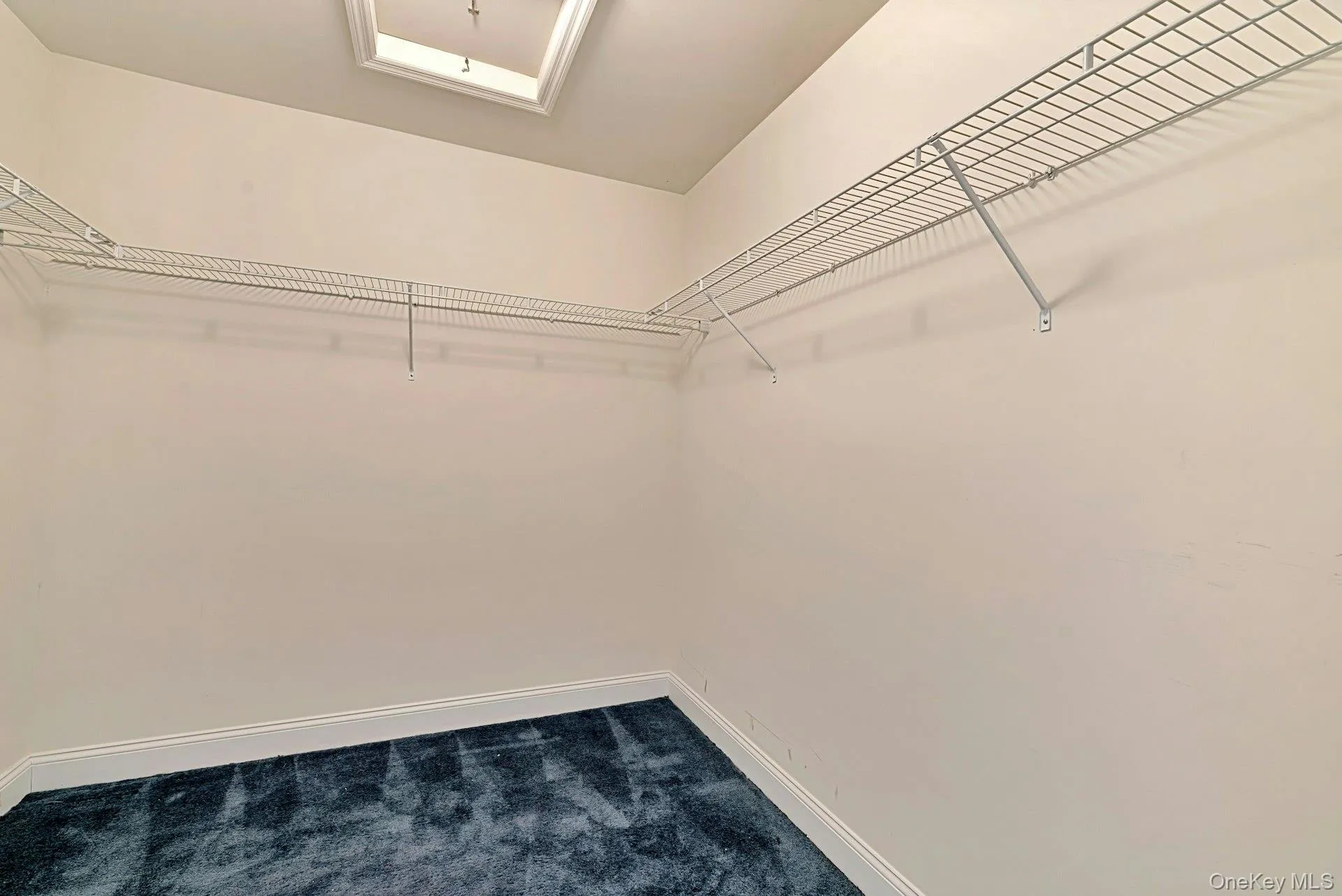 159 Stoneleigh Drive, Riverhead, NY, 2 Bedrooms Bedrooms, 7 Rooms Rooms,2 BathroomsBathrooms,Residential,For Rent,Stoneleigh,0,1027875 159 Stoneleigh Drive, Riverhead, NY, 2 Bedrooms Bedrooms, 7 Rooms Rooms,2 BathroomsBathrooms,Residential,For Rent,Stoneleigh,0,1027875