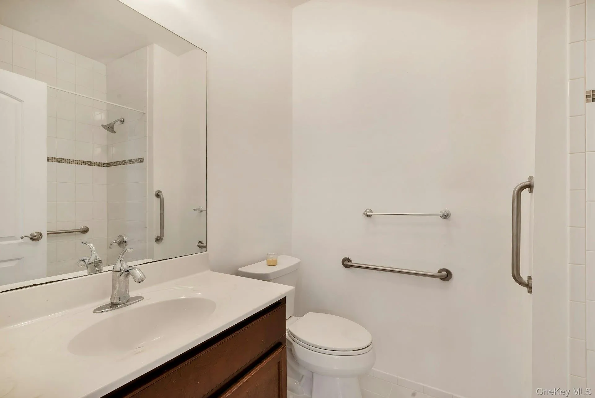 159 Stoneleigh Drive, Riverhead, NY, 2 Bedrooms Bedrooms, 7 Rooms Rooms,2 BathroomsBathrooms,Residential,For Rent,Stoneleigh,0,1027875 159 Stoneleigh Drive, Riverhead, NY, 2 Bedrooms Bedrooms, 7 Rooms Rooms,2 BathroomsBathrooms,Residential,For Rent,Stoneleigh,0,1027875