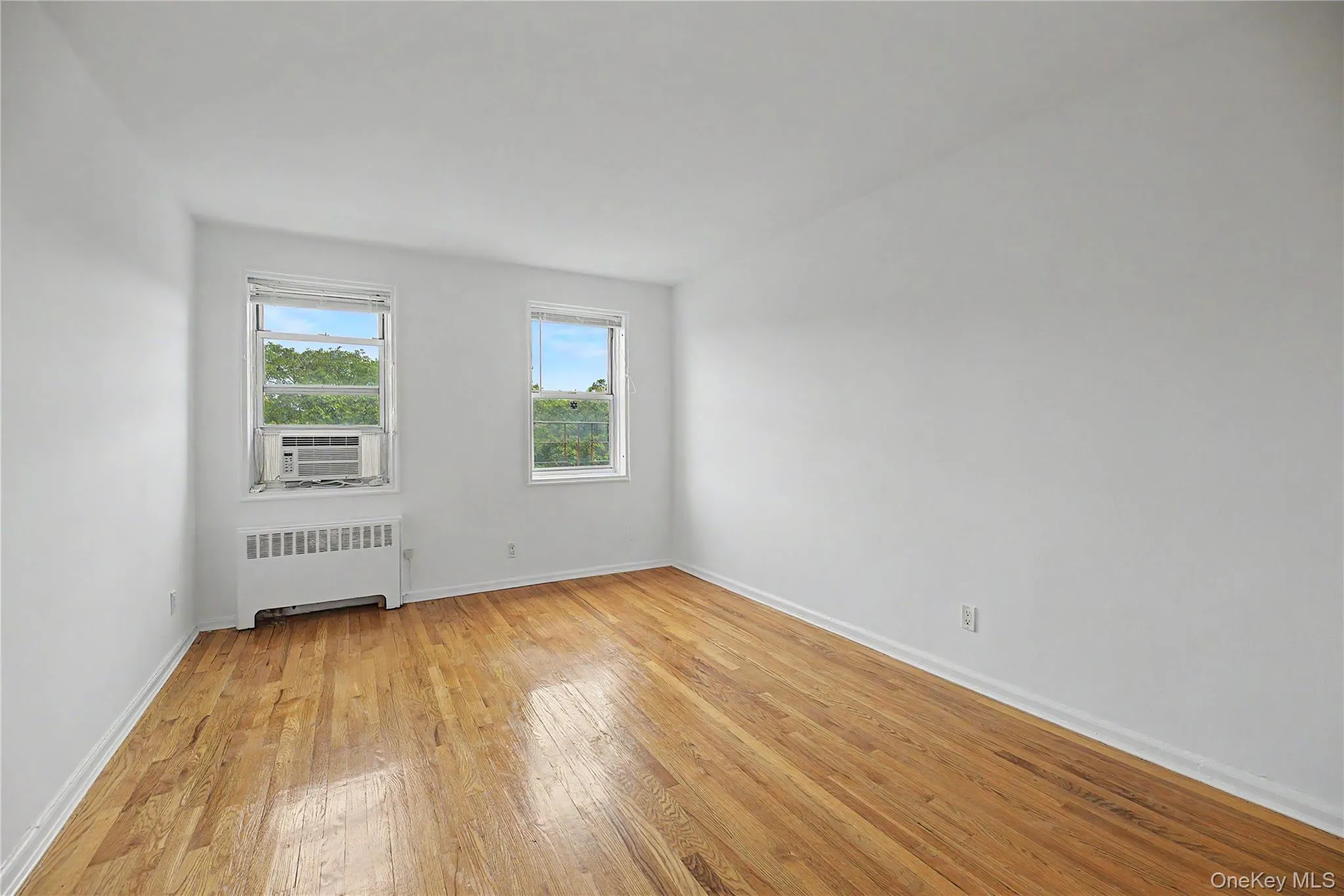 1234 Midland Avenue, Yonkers, NY, 2 Bedrooms Bedrooms, 4 Rooms Rooms,1 BathroomBathrooms,Residential,For Rent,Midland,0,1027876 1234 Midland Avenue, Yonkers, NY, 2 Bedrooms Bedrooms, 4 Rooms Rooms,1 BathroomBathrooms,Residential,For Rent,Midland,0,1027876