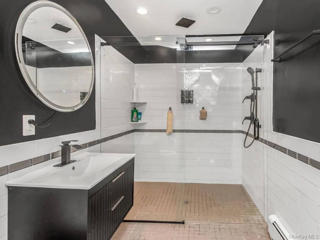 3 Quaker Road, Clarkstown, NY, 4 Bedrooms Bedrooms, 9 Rooms Rooms,3 BathroomsBathrooms,Residential,For Rent,Quaker,0,1027883 3 Quaker Road, Clarkstown, NY, 4 Bedrooms Bedrooms, 9 Rooms Rooms,3 BathroomsBathrooms,Residential,For Rent,Quaker,0,1027883