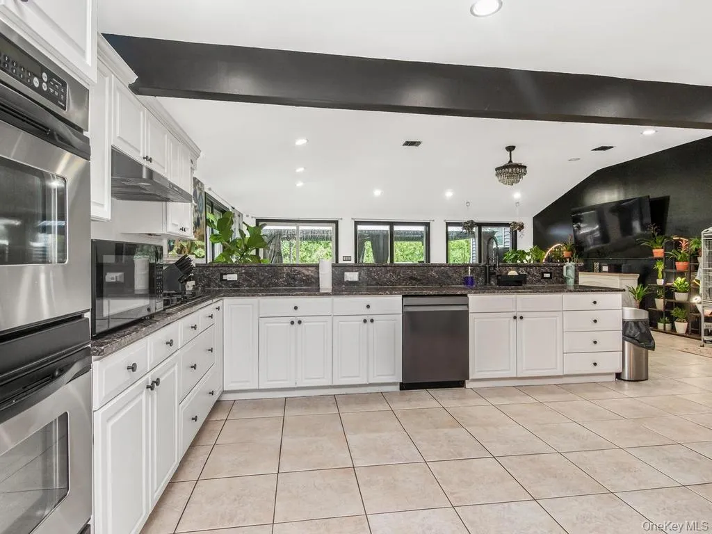 3 Quaker Road, Clarkstown, NY, 4 Bedrooms Bedrooms, 9 Rooms Rooms,3 BathroomsBathrooms,Residential,For Rent,Quaker,0,1027883 3 Quaker Road, Clarkstown, NY, 4 Bedrooms Bedrooms, 9 Rooms Rooms,3 BathroomsBathrooms,Residential,For Rent,Quaker,0,1027883