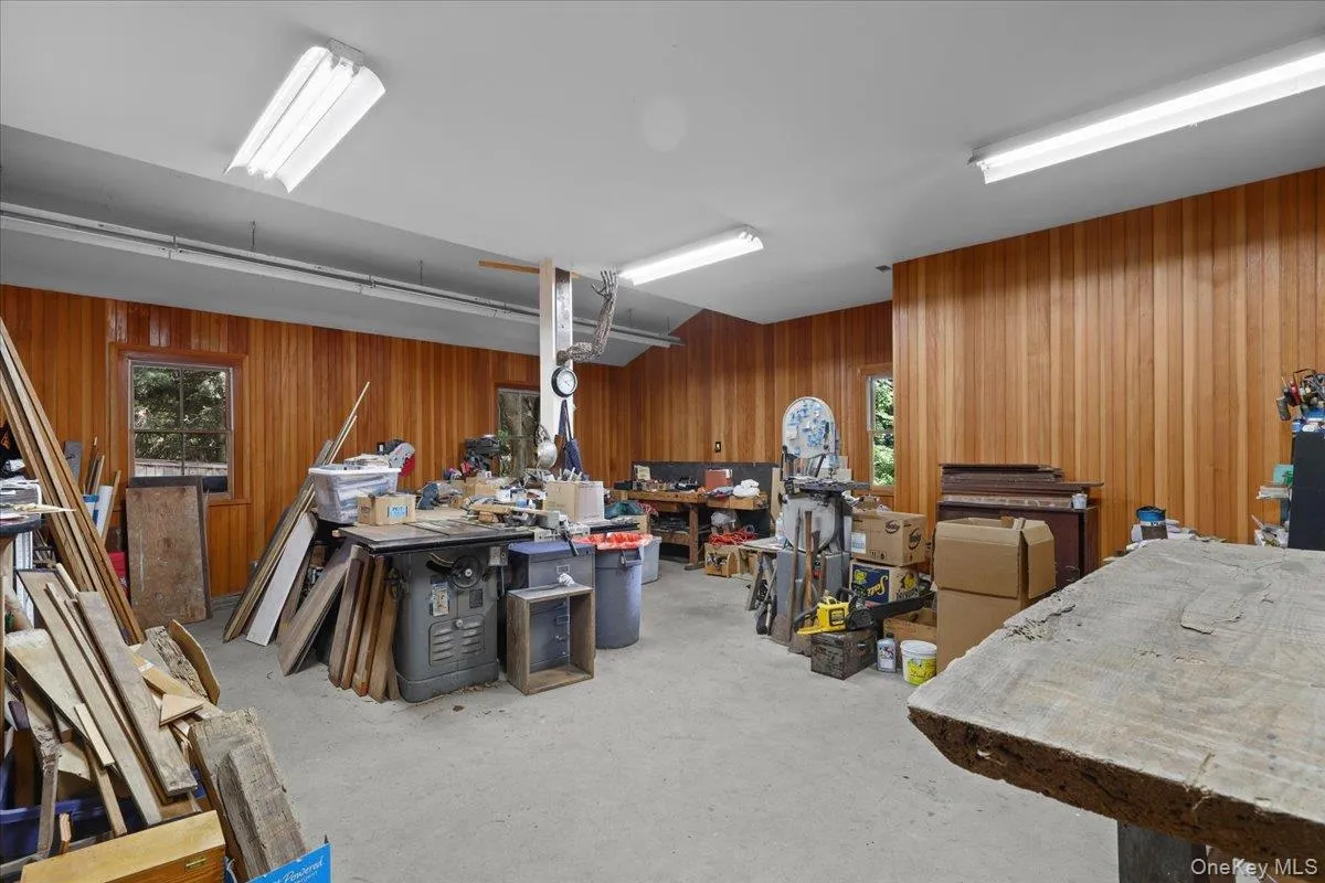 412 Succabone Road, Bedford, NY, 3 Bedrooms Bedrooms, 8 Rooms Rooms,1 BathroomBathrooms,Residential,For Rent,Succabone,0,1027886 412 Succabone Road, Bedford, NY, 3 Bedrooms Bedrooms, 8 Rooms Rooms,1 BathroomBathrooms,Residential,For Rent,Succabone,0,1027886