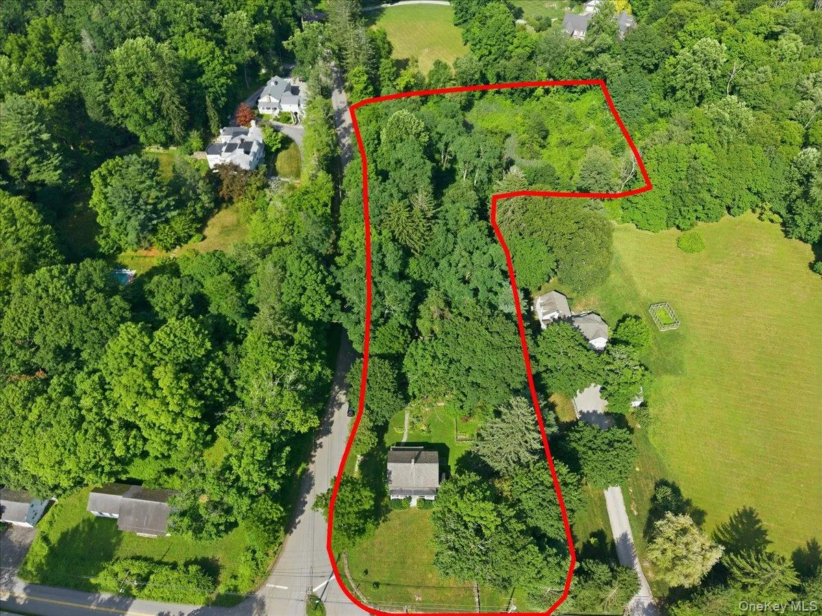 412 Succabone Road, Bedford, NY, 3 Bedrooms Bedrooms, 8 Rooms Rooms,1 BathroomBathrooms,Residential,For Rent,Succabone,0,1027886 412 Succabone Road, Bedford, NY, 3 Bedrooms Bedrooms, 8 Rooms Rooms,1 BathroomBathrooms,Residential,For Rent,Succabone,0,1027886