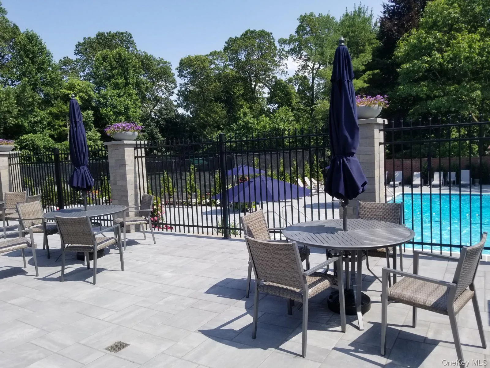 144 Dove Hill Drive, North Hempstead, NY, 3 Bedrooms Bedrooms, 7 Rooms Rooms,3 BathroomsBathrooms,Residential Lease,For Rent,Dove Hill,0,1027887 144 Dove Hill Drive, North Hempstead, NY, 3 Bedrooms Bedrooms, 7 Rooms Rooms,3 BathroomsBathrooms,Residential Lease,For Rent,Dove Hill,0,1027887