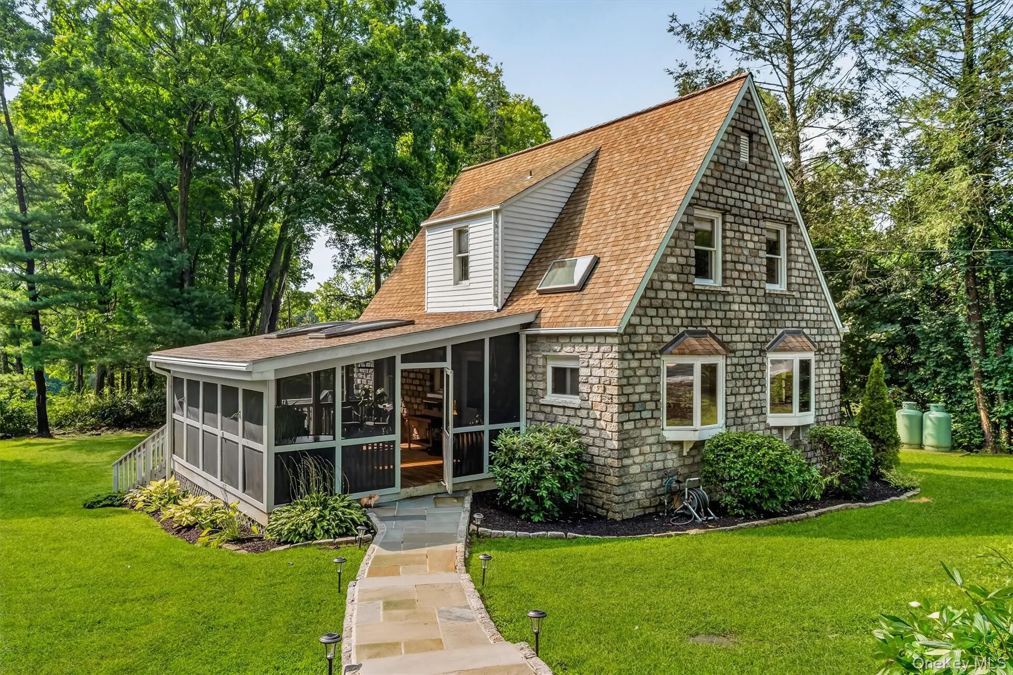 811 Farmers Mills Road, Kent, NY, 2 Bedrooms Bedrooms, 10 Rooms Rooms,1 BathroomBathrooms,Residential,For Rent,Farmers Mills,0,1027888 811 Farmers Mills Road, Kent, NY, 2 Bedrooms Bedrooms, 10 Rooms Rooms,1 BathroomBathrooms,Residential,For Rent,Farmers Mills,0,1027888