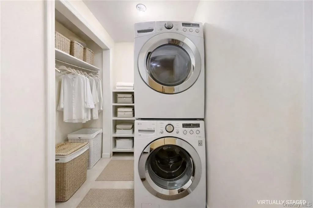 1830 Bath Avenue, New York, NY, 3 Bedrooms Bedrooms, 6 Rooms Rooms,2 BathroomsBathrooms,Residential,For Rent,Bath,0,1027890 1830 Bath Avenue, New York, NY, 3 Bedrooms Bedrooms, 6 Rooms Rooms,2 BathroomsBathrooms,Residential,For Rent,Bath,0,1027890