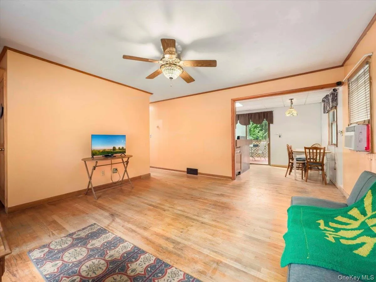 7 Hillaire Place, Orangetown, NY, 4 Bedrooms Bedrooms, 6 Rooms Rooms,2 BathroomsBathrooms,Residential,For Rent,Hillaire,0,1027892 7 Hillaire Place, Orangetown, NY, 4 Bedrooms Bedrooms, 6 Rooms Rooms,2 BathroomsBathrooms,Residential,For Rent,Hillaire,0,1027892