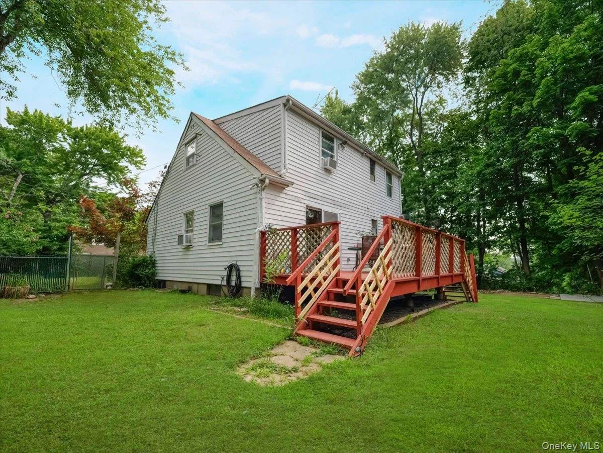 7 Hillaire Place, Orangetown, NY, 4 Bedrooms Bedrooms, 6 Rooms Rooms,2 BathroomsBathrooms,Residential,For Rent,Hillaire,0,1027892 7 Hillaire Place, Orangetown, NY, 4 Bedrooms Bedrooms, 6 Rooms Rooms,2 BathroomsBathrooms,Residential,For Rent,Hillaire,0,1027892